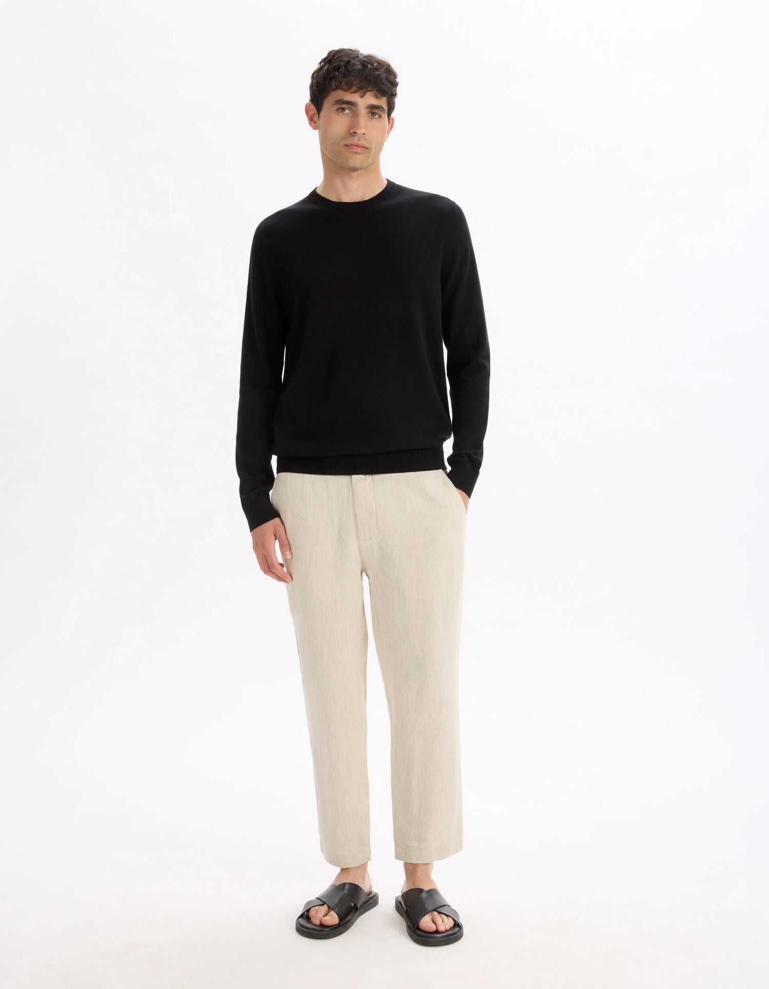 Celio_Black_100% Cotton Round Neck Sweater_DECOTON_BLACK_02