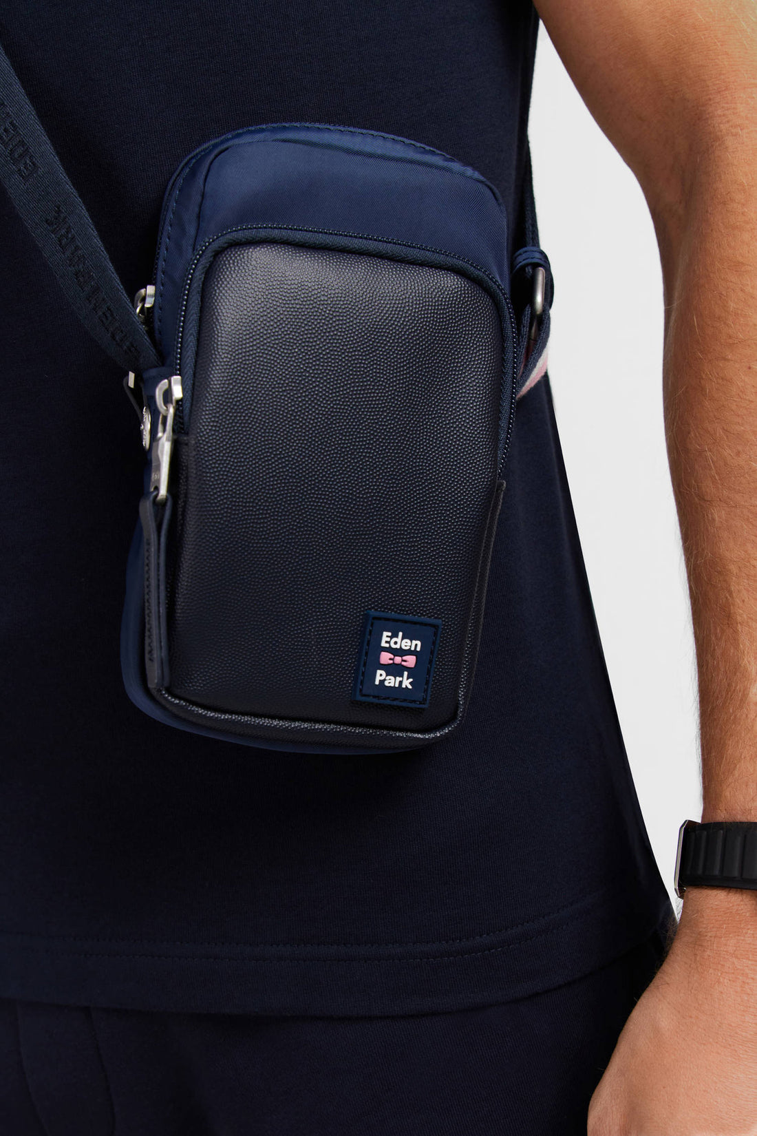 Navy Blue And Black Bag With Tricolor Detail_E24BAGBE0002_BLF_01