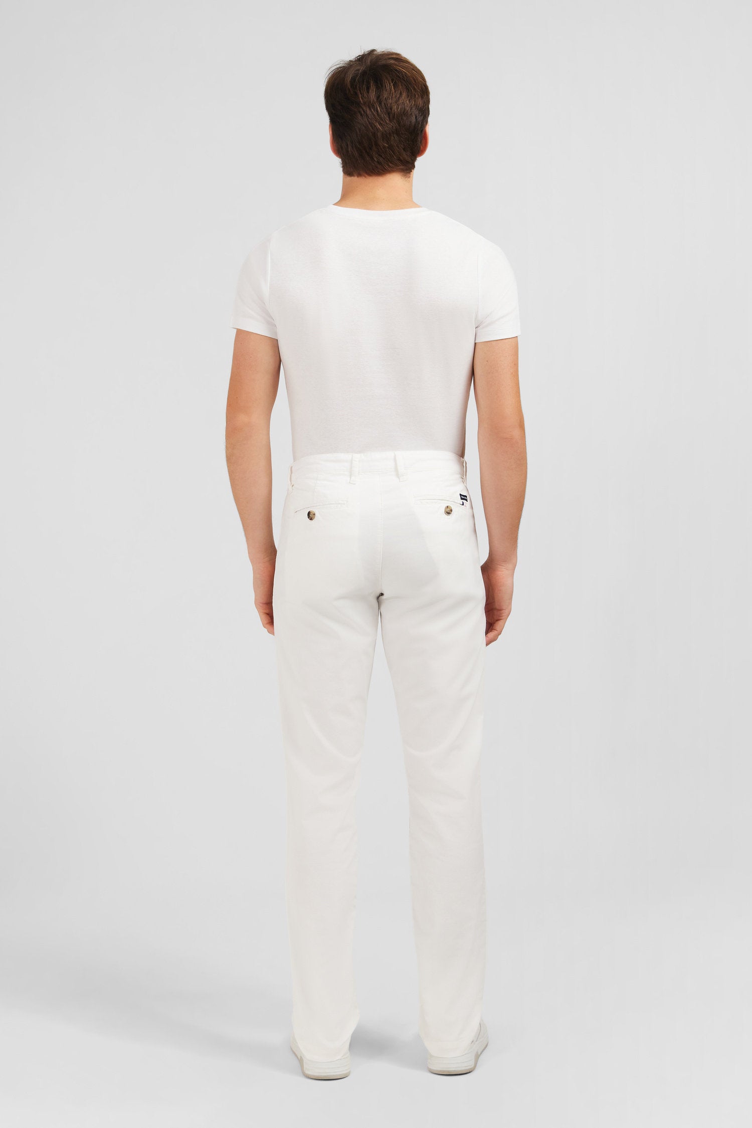 White Chinos_E24BAS0C0001_BC_03