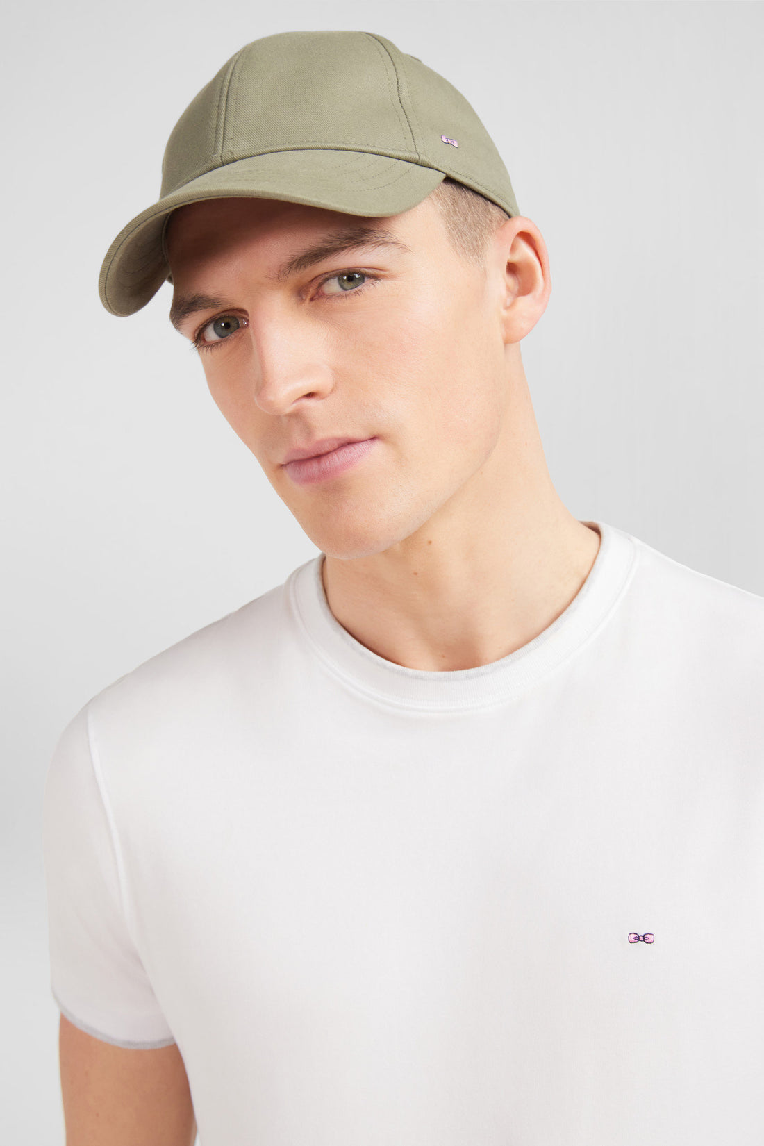 Beige Cotton Canvas Cap With Bow Tie Embroidery_E24CHACA0001_BEF3_01