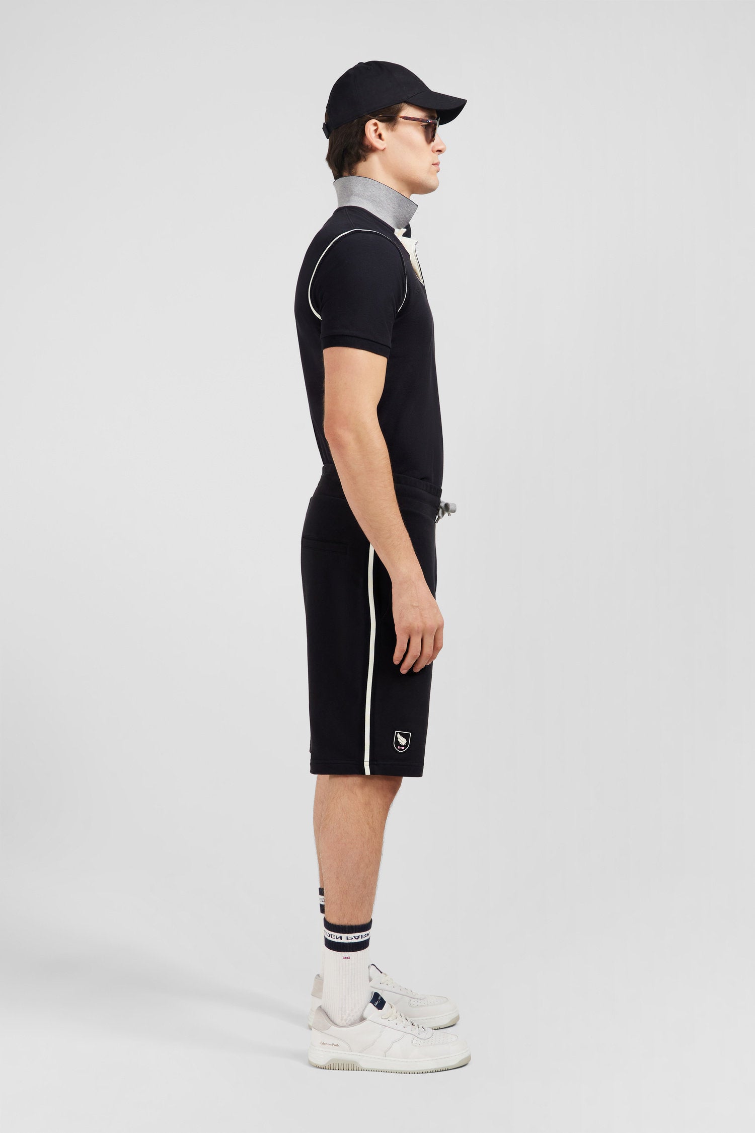 Shorts In Black Fleece_E24MAISH0016_NO_04