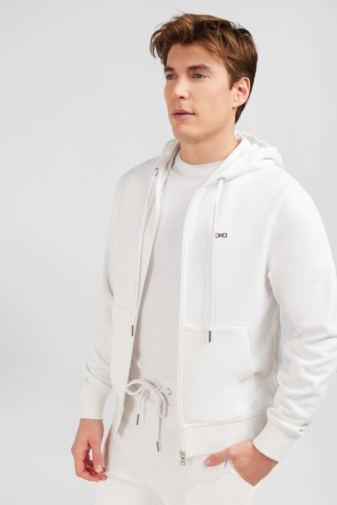 White Fleece Zipped Hoodie With Bow Tie Embroidery_E24MAISW0050_BC_02