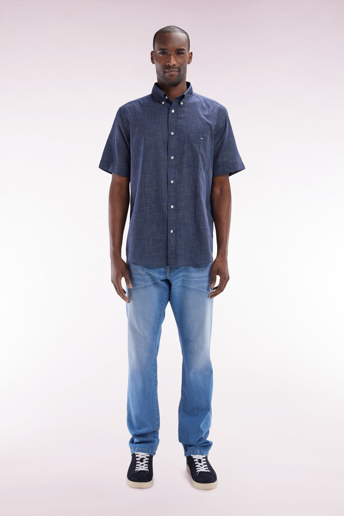 Eden Park_Straight-Fit Medium-Wash Stretch Denim 5-Pocket Jeans_E25BAS5P0003_BLM27_01