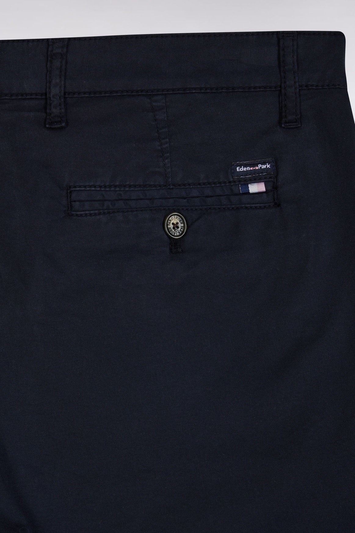 Eden Park_Navy Straight-Cut Stretch Cotton Chino Bermuda Shorts_E25BASBE0002_BLF_02