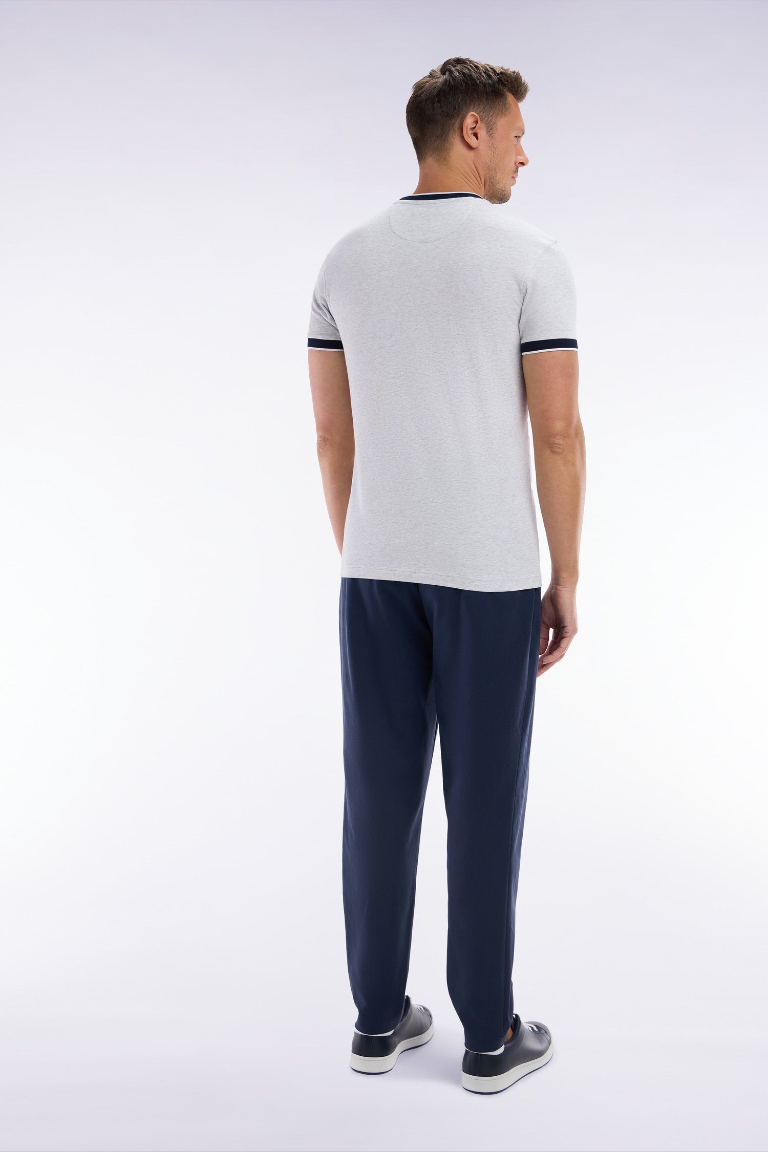 Eden Park_Elastic Trousers in Navy Lyocell and Stretch Cotton_E25BASPA0020_BLF_04
