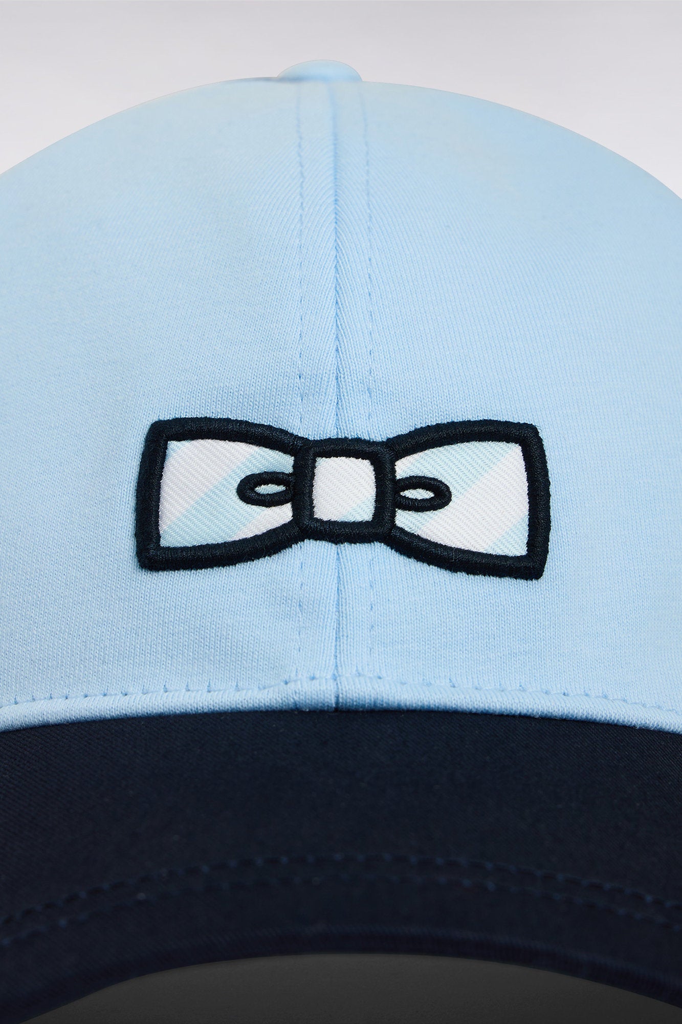 Eden Park_Sky Blue Cotton Jersey Cap with Striped Bow Tie Logo_E25CHACA0009_BLC25_02