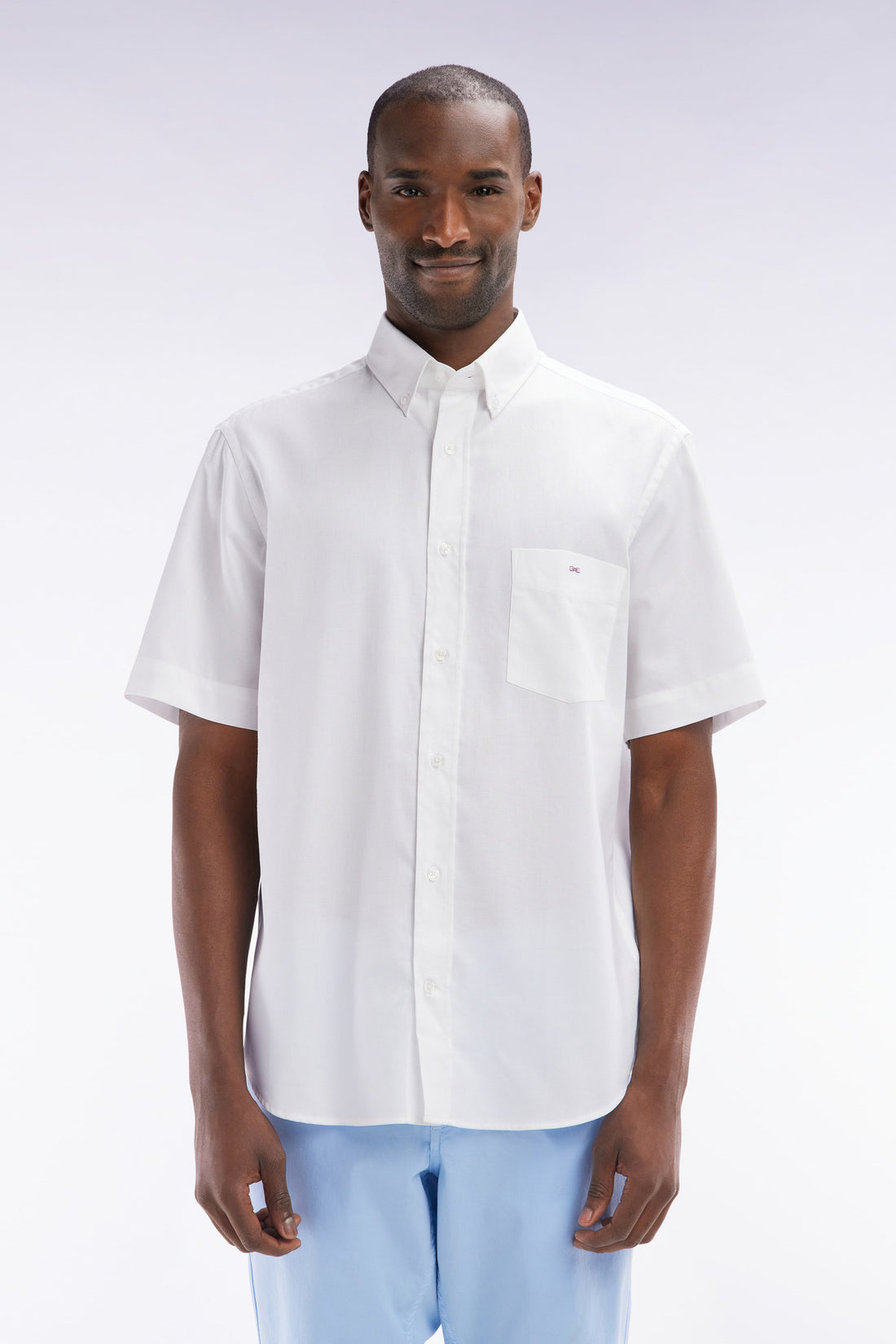 Eden Park_Straight White Cotton Short-Sleeved Shirt_E25CHECC0001_BC_01
