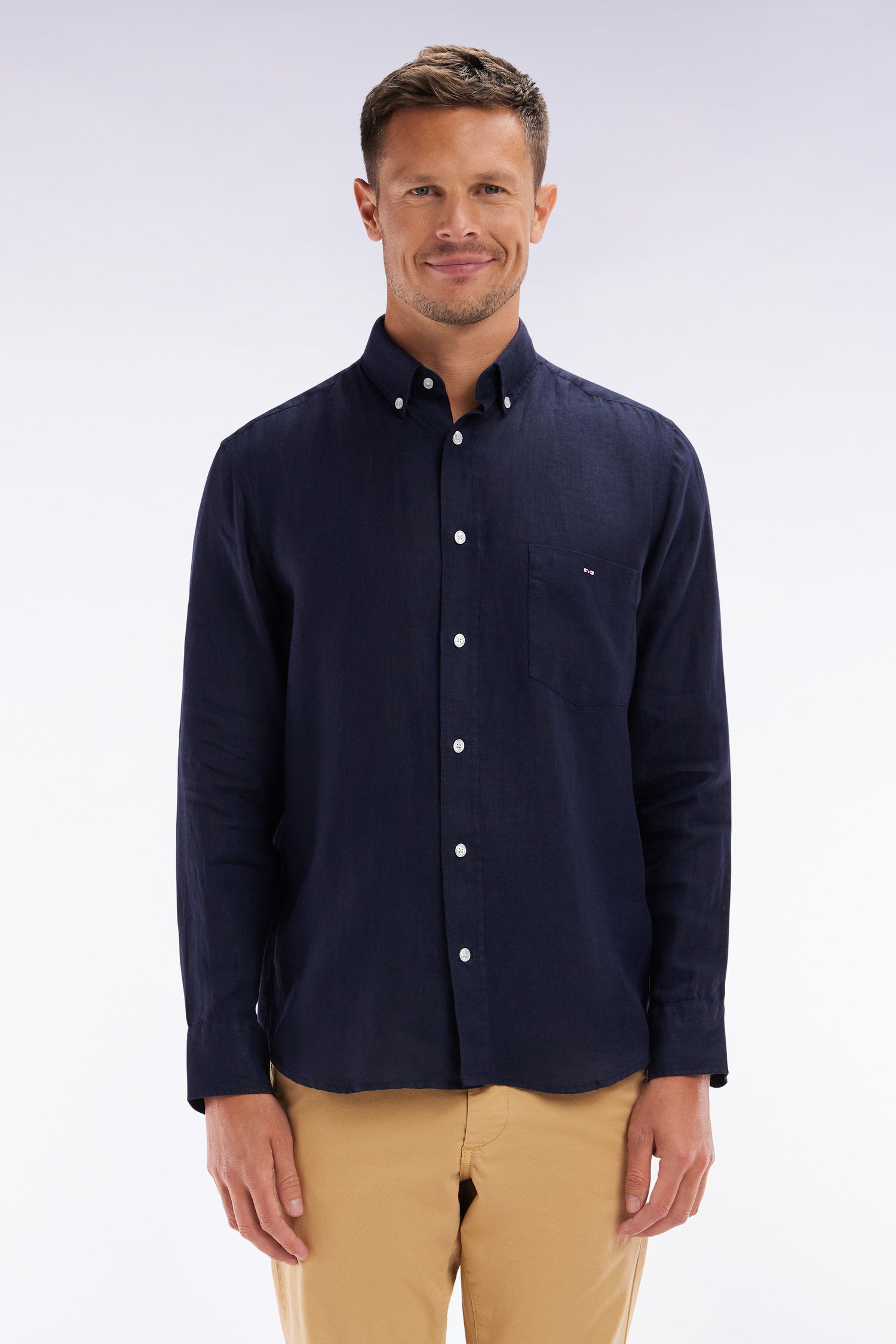 Eden Park_Straight-Fit Navy Linen Shirt_E25CHECL0005_BLF_01
