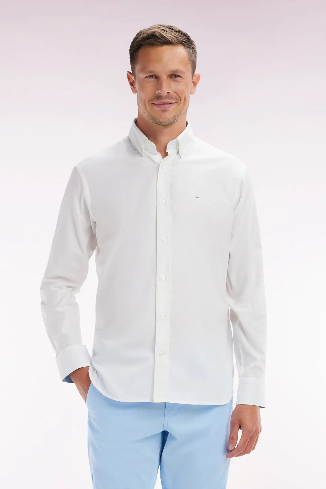 Eden Park_Straight-Fit White Pinpoint Cotton Shirt with 10 Embroidery_E25CHECL0026_BC_01