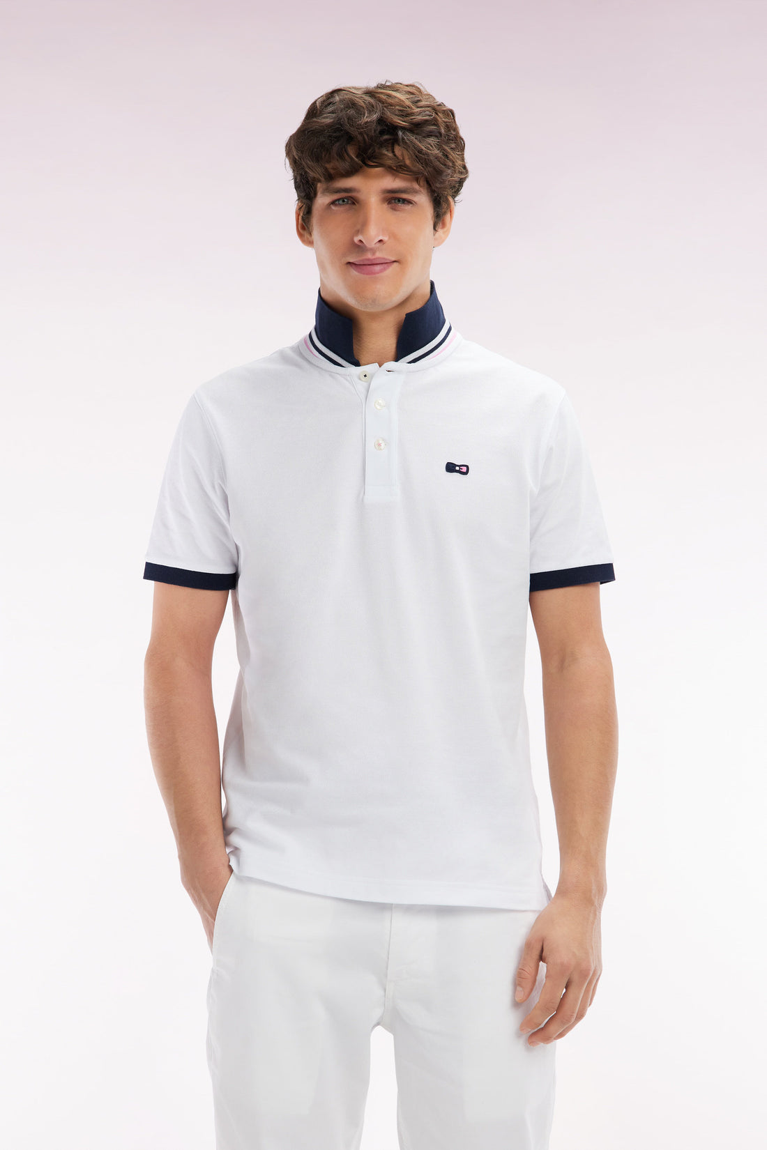 Eden Park_Straight-Fit Short-Sleeved Polo Shirt in White Cotton PiquŽ with Tricolor Embroidery_E25MAIPC0022_BC_01