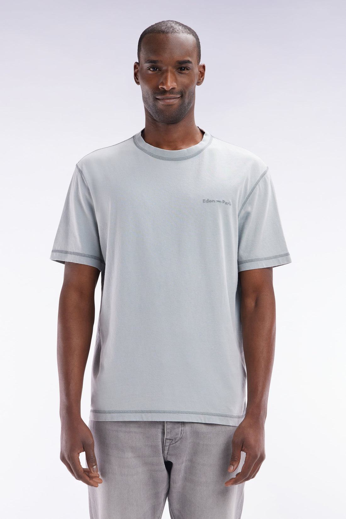 Eden Park_Relaxed-Fit Grey Overdyed Cotton T-Shirt_E25MAITC0002_GRM26_01