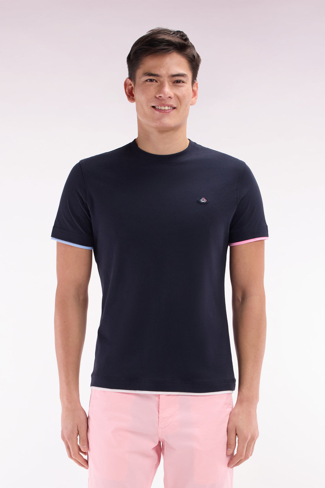 Eden Park_Straight-Fit Navy Cotton T-Shirt with Colorful Sleeve Trim_E25MAITC0051_BLF_01