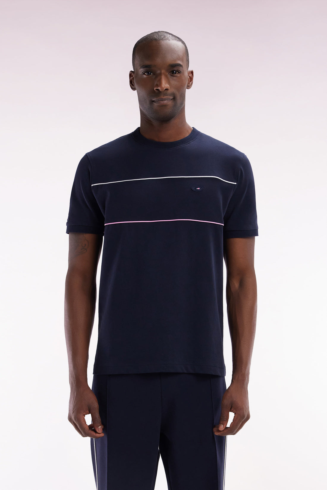 Eden Park_Straight-Fit XV De France T-Shirt in Navy Cotton with Piping_E25MAITC0071_BLF_01