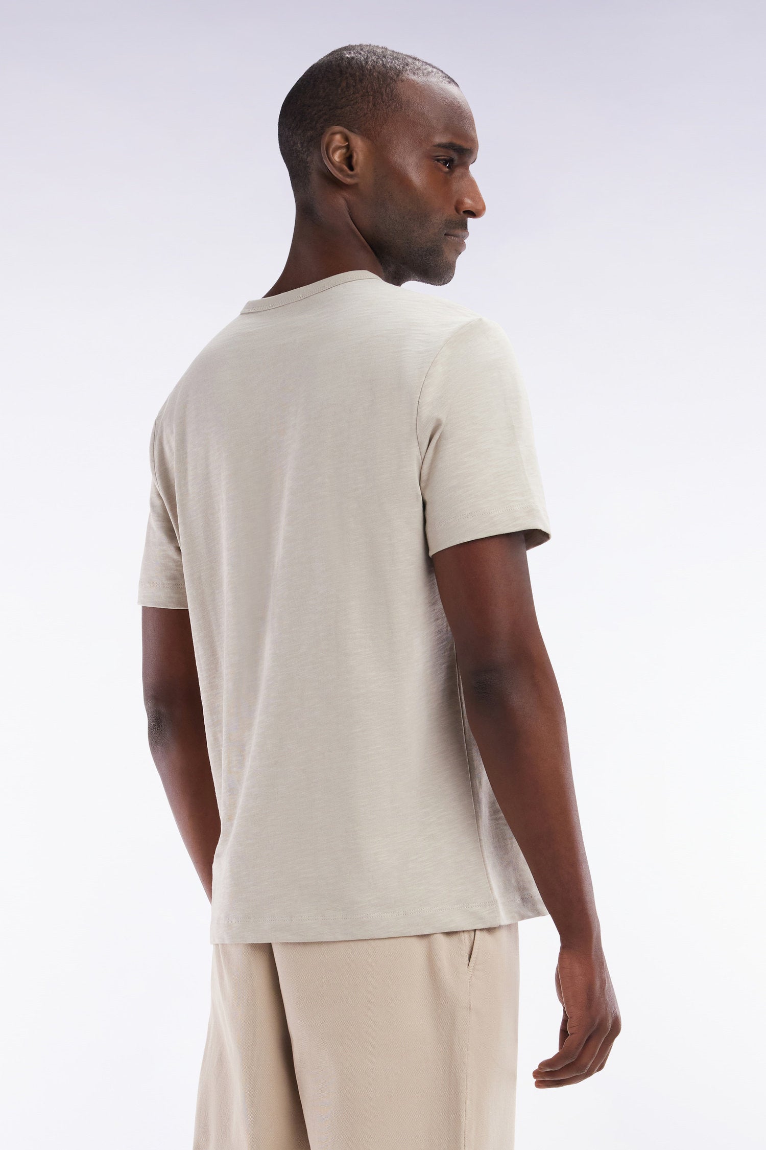 Eden Park_Straight Fit Beige Slub Cotton Jersey T-Shirt_E25MAITC0079_BEM7_02