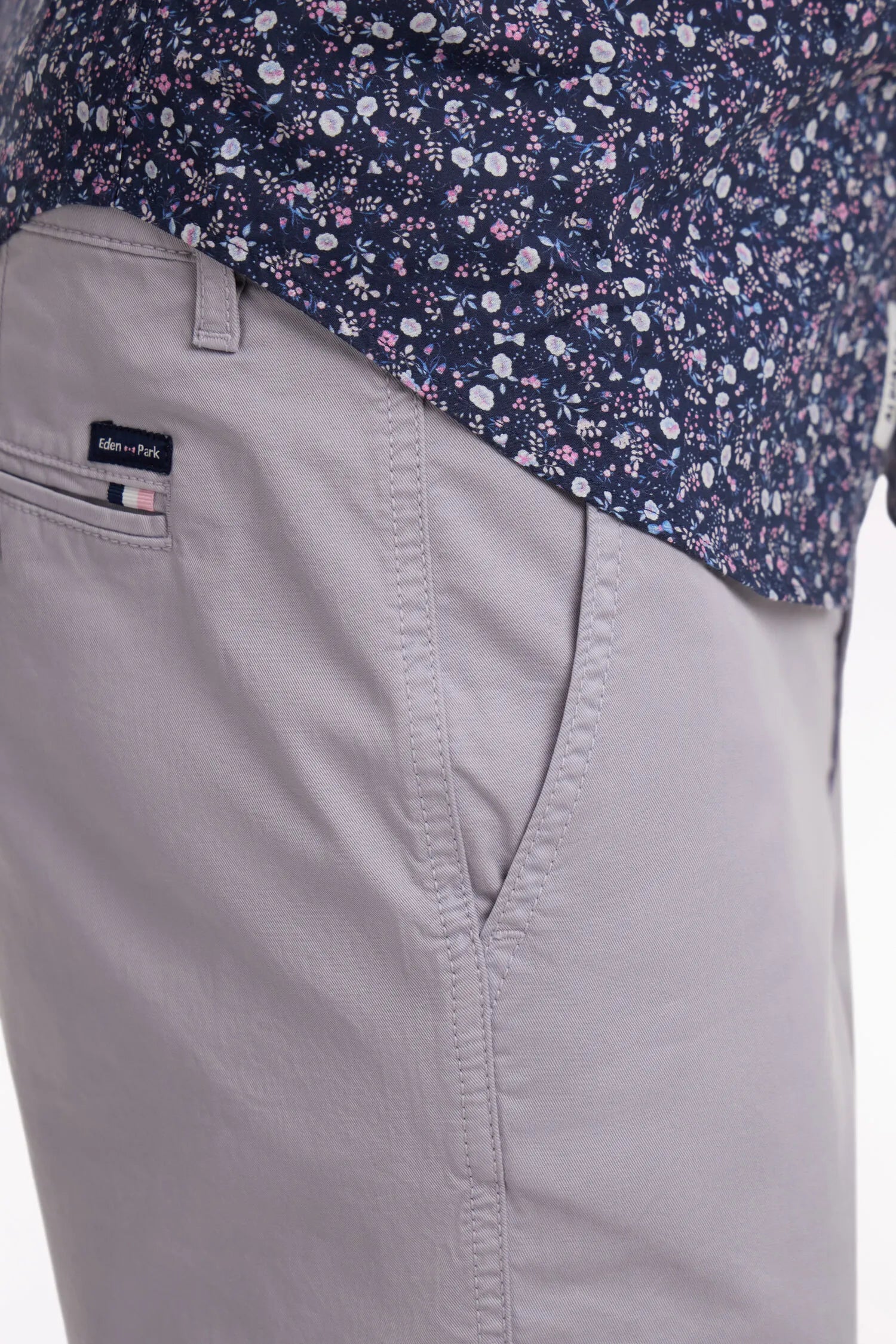 Eden Park Grey Men Chino Bermuda Shorts in Grey Stretch Gabardine SKU: E26BASBE0001_GRM20 Image 04
