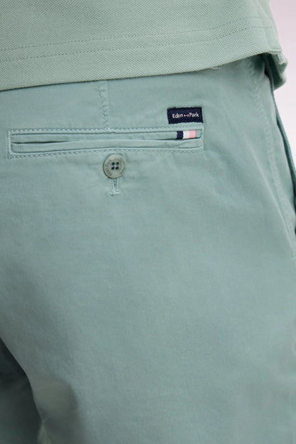 Eden Park Green Men Chino Bermuda Shorts in Aqua Green Stretch Gabardine SKU: E26BASBE0001_VEM39 Image 04