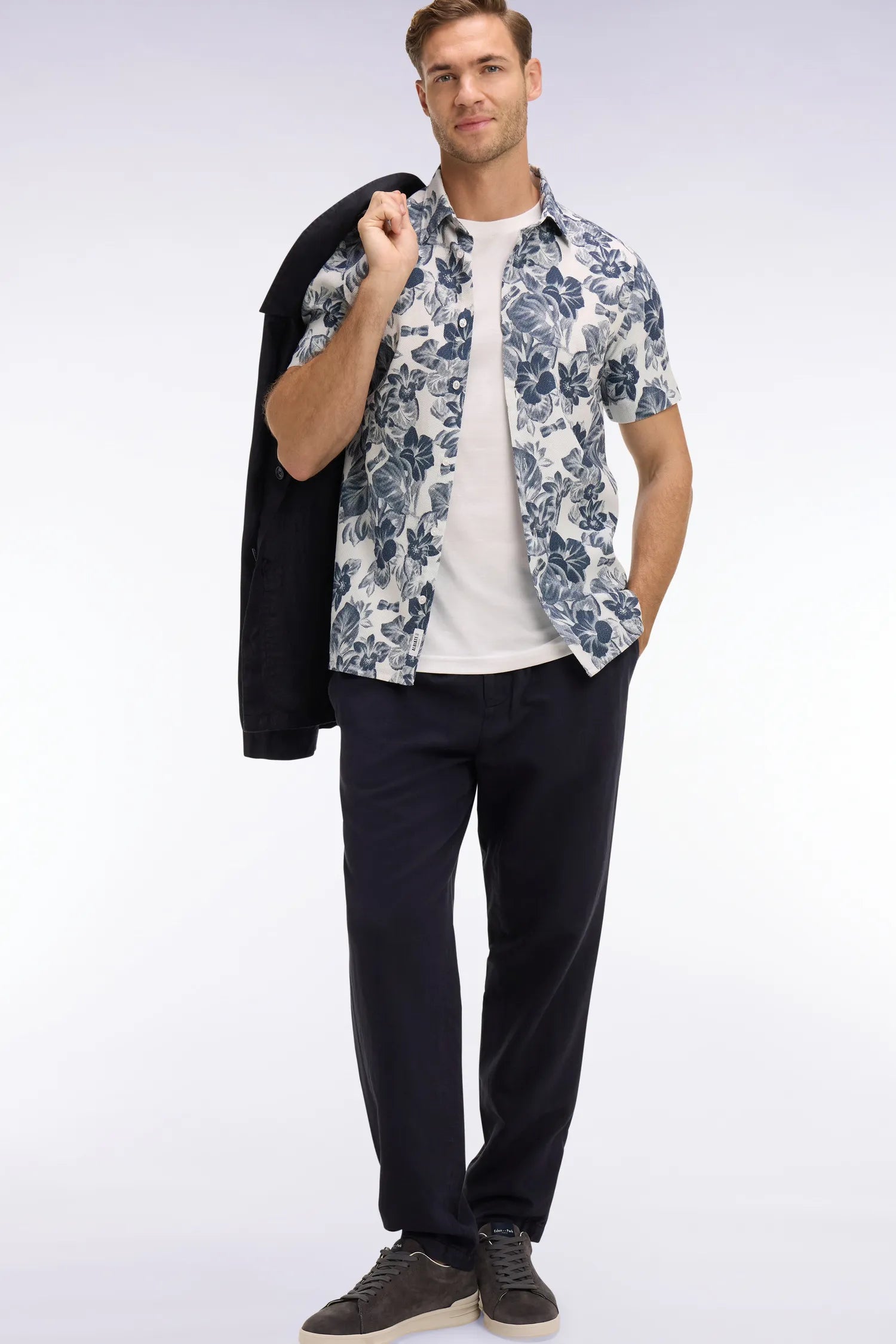 Eden Park Navy Blue Men Modern Fit Navy Cotton Linen and Lyocell Pants SKU: E26BASPA0003_BLF Image 03