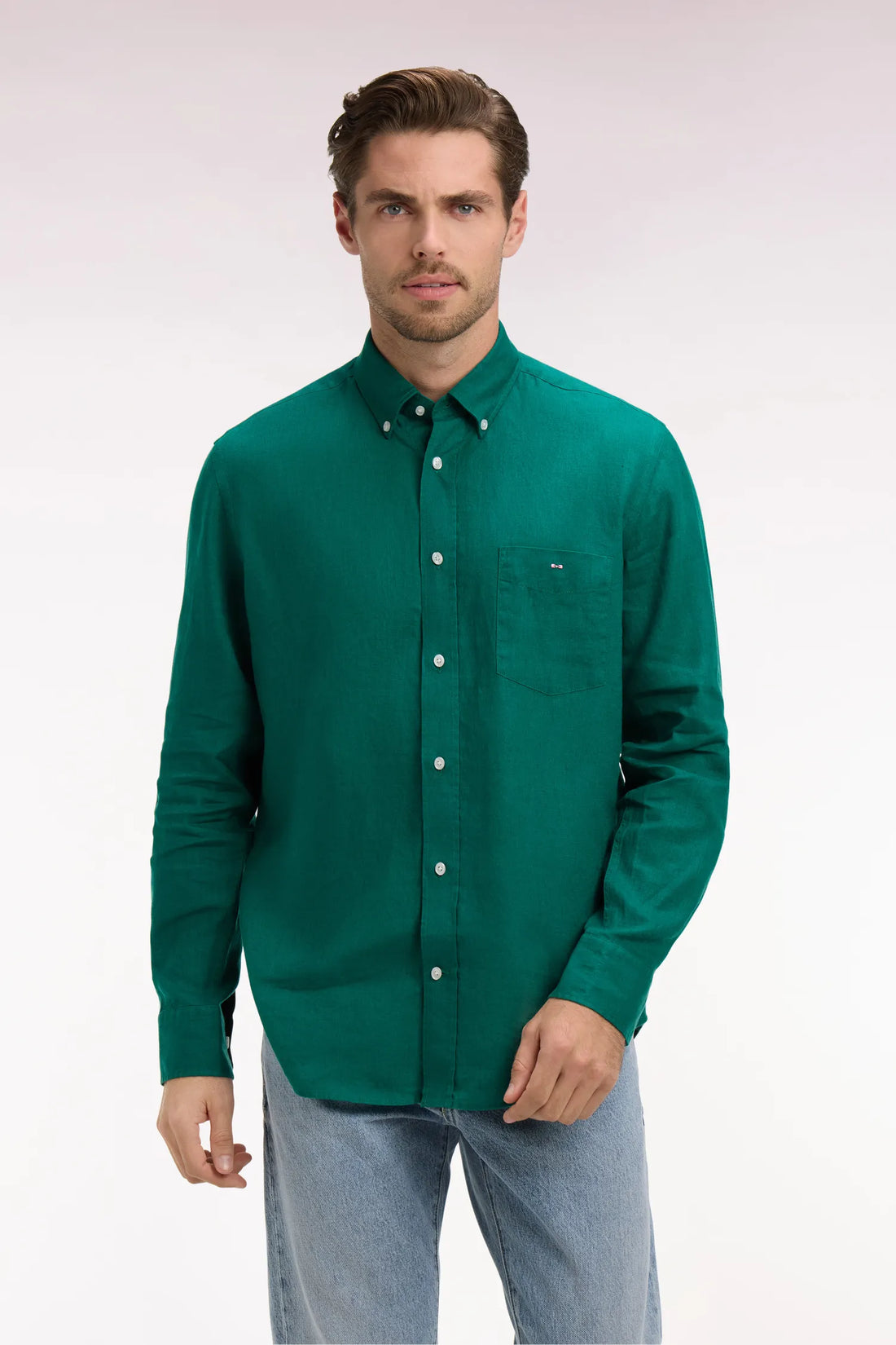 Eden Park Green Men Straight-Cut Shirt in Mint Green Linen SKU: E26CHECL0001_VEM41 Image 01
