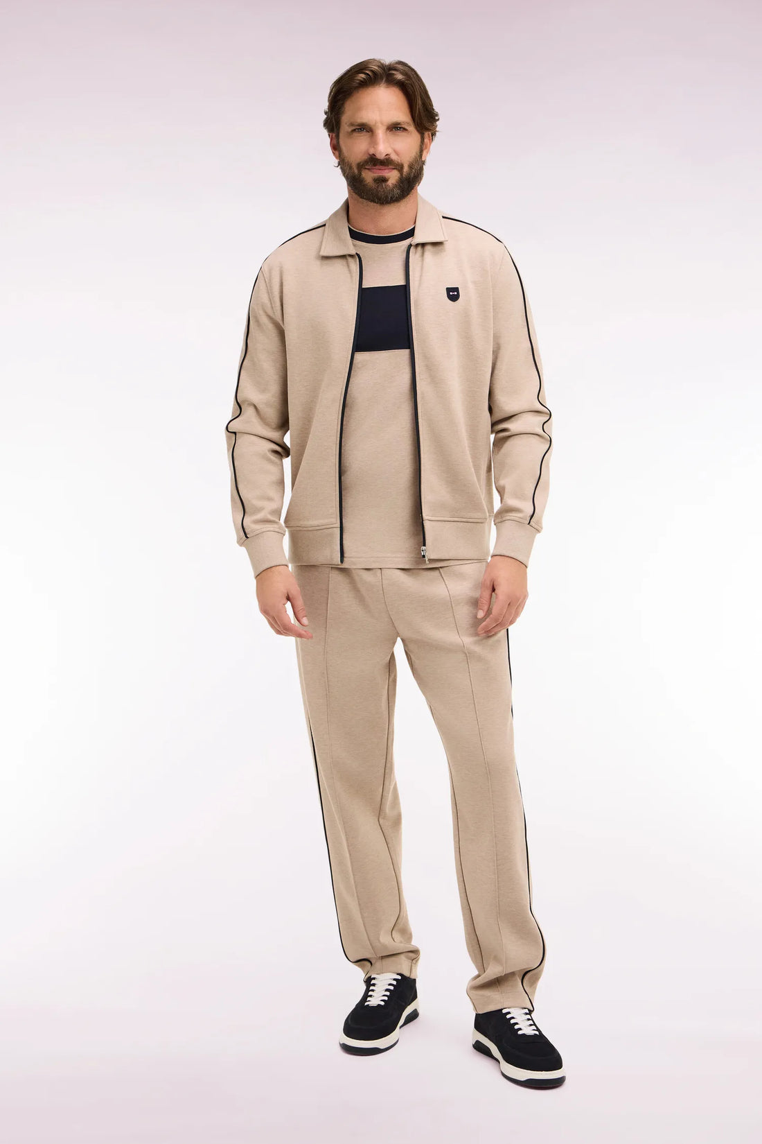 Eden Park 0 Men Regular Fit Beige Cotton Blend Jogging Pants SKU: E26MAIJO0005_BEC13 Image 02