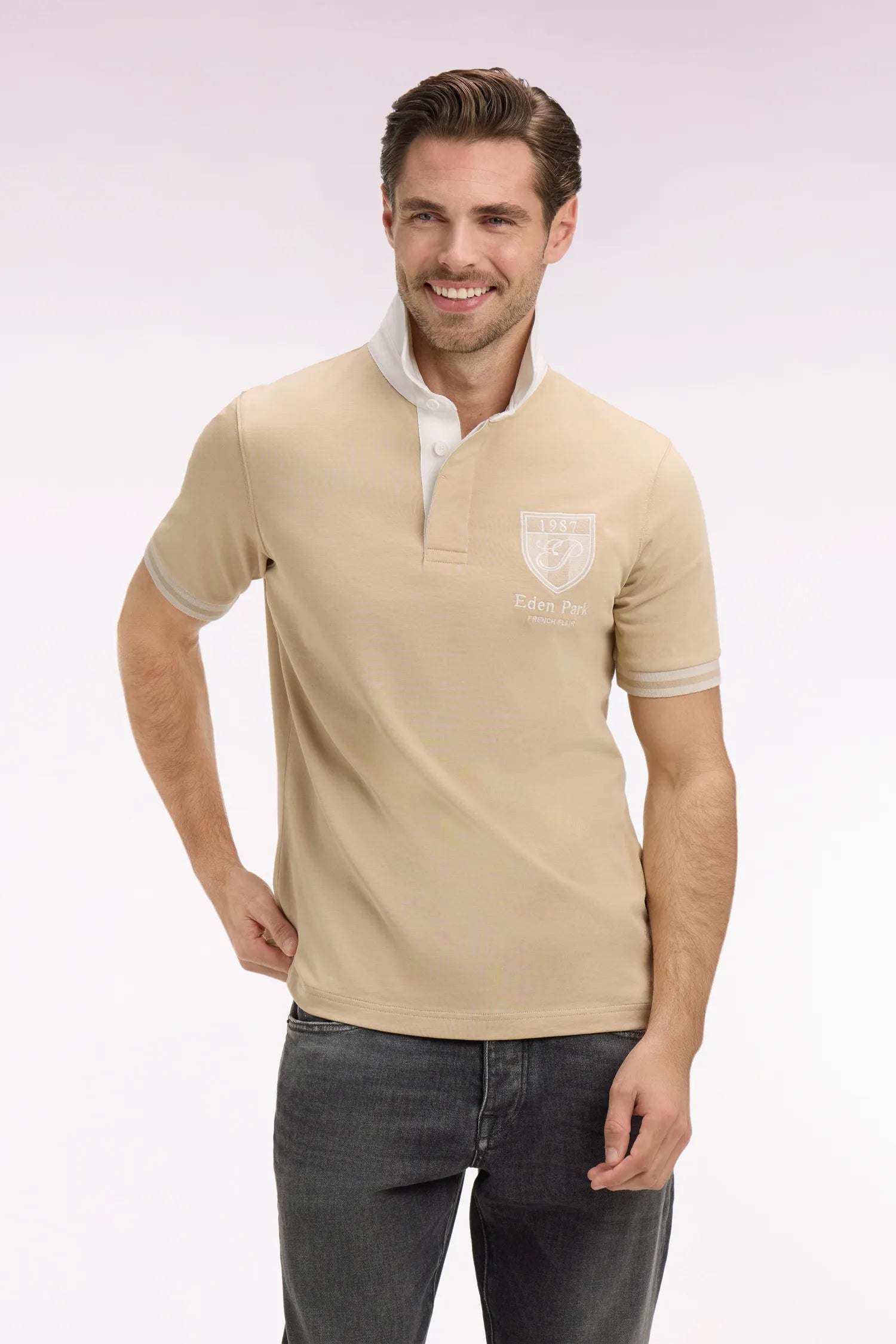 Eden Park 0 Men Short-Sleeved Beige Cotton Jersey Jersey with Embroidered Crest SKU: E26MAIMC0002_BEC21 Image 01