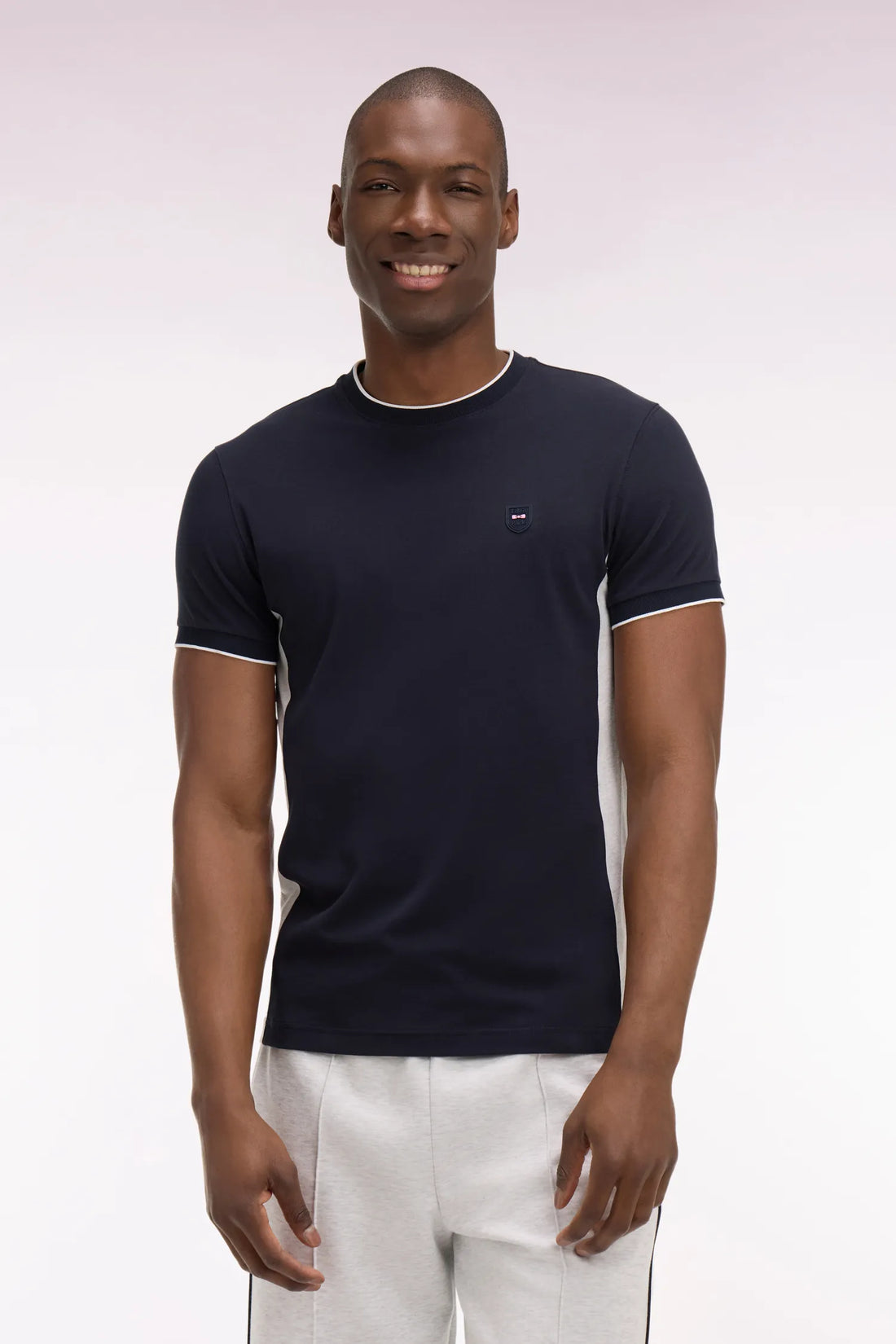 Eden Park Light Gray Men Short-Sleeved Slim Fit Black Stretch Cotton T-Shirt with Cutouts SKU: E26MAITC0013_GRC7 Image 01