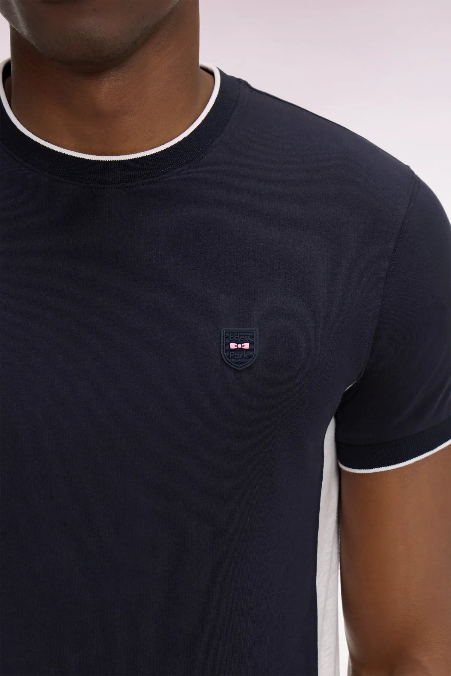 Eden Park Light Gray Men Short-Sleeved Slim Fit Black Stretch Cotton T-Shirt with Cutouts SKU: E26MAITC0013_GRC7 Image 04
