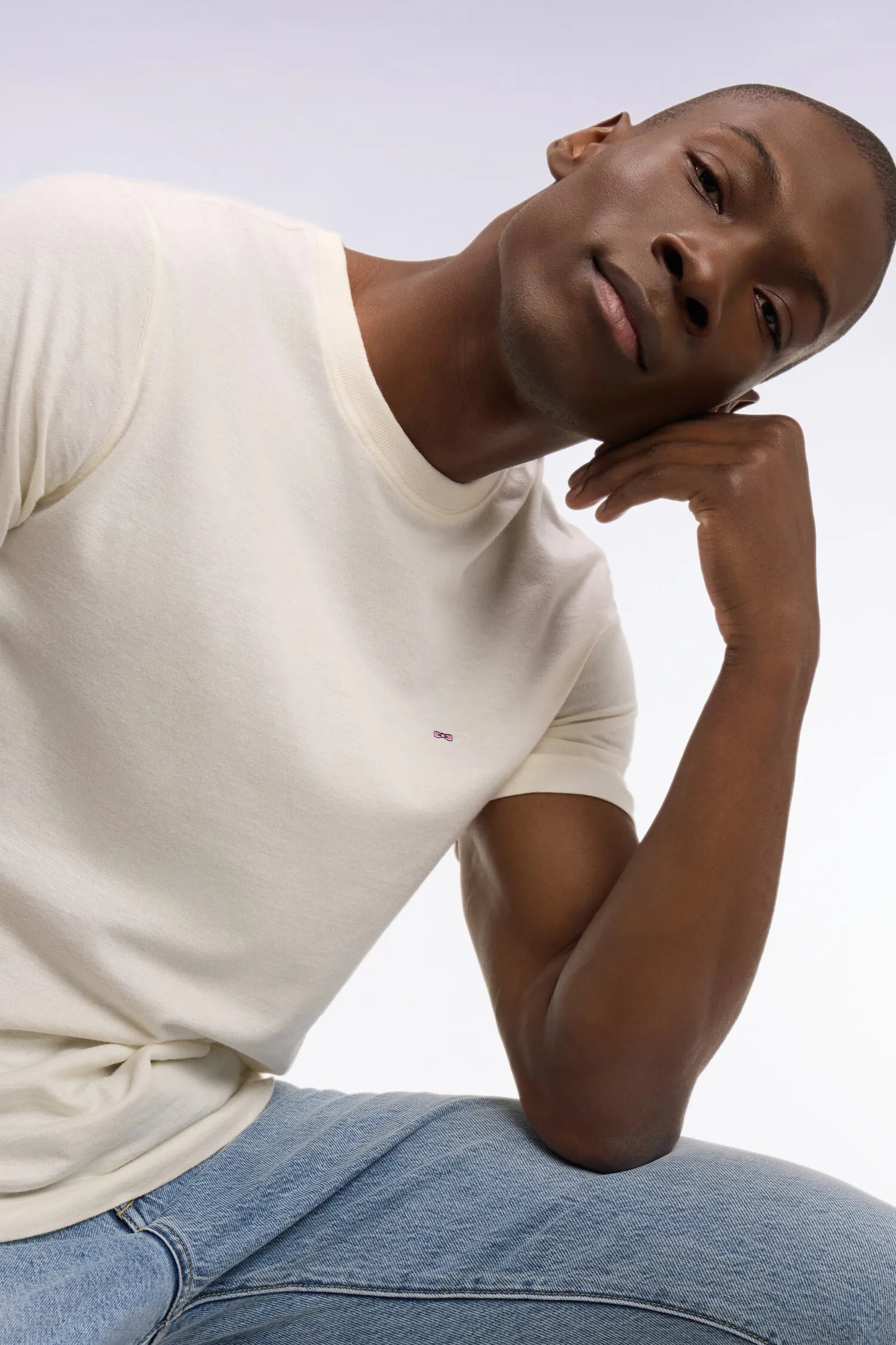 Eden Park Ecru Men Regular Fit Short-Sleeved T-Shirt in Ecru Cotton and Linen SKU: E26MAITC0034_ECC4 Image 03