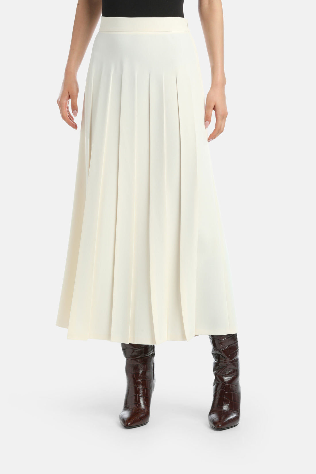 Luisa Spagnoli_Favoloso - Pleated Skirt_FAVOLOSO_0210_01