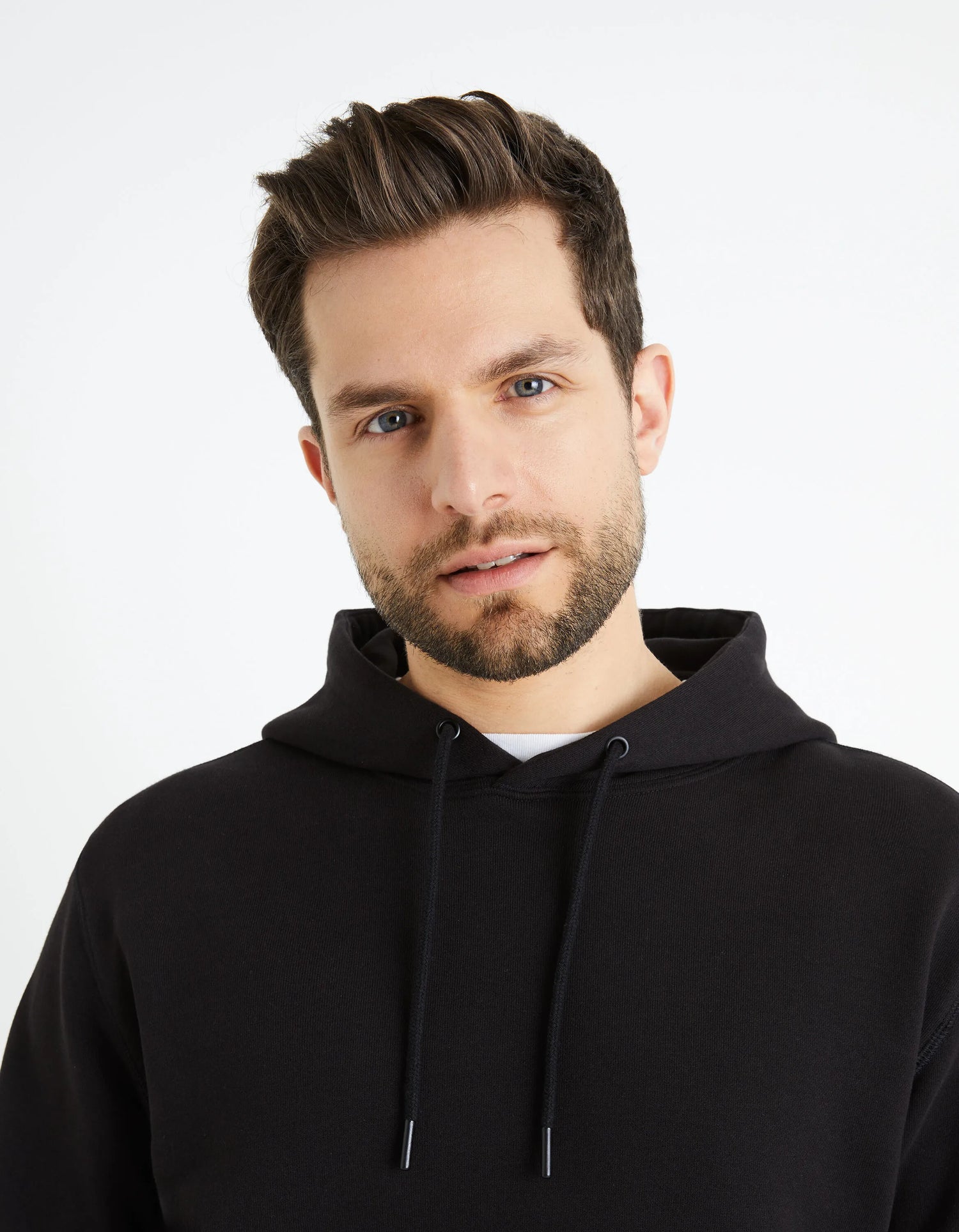 Celio_Black_Regular 100% Cotton Hooded Sweatshirt_FESIX_BLACK_04