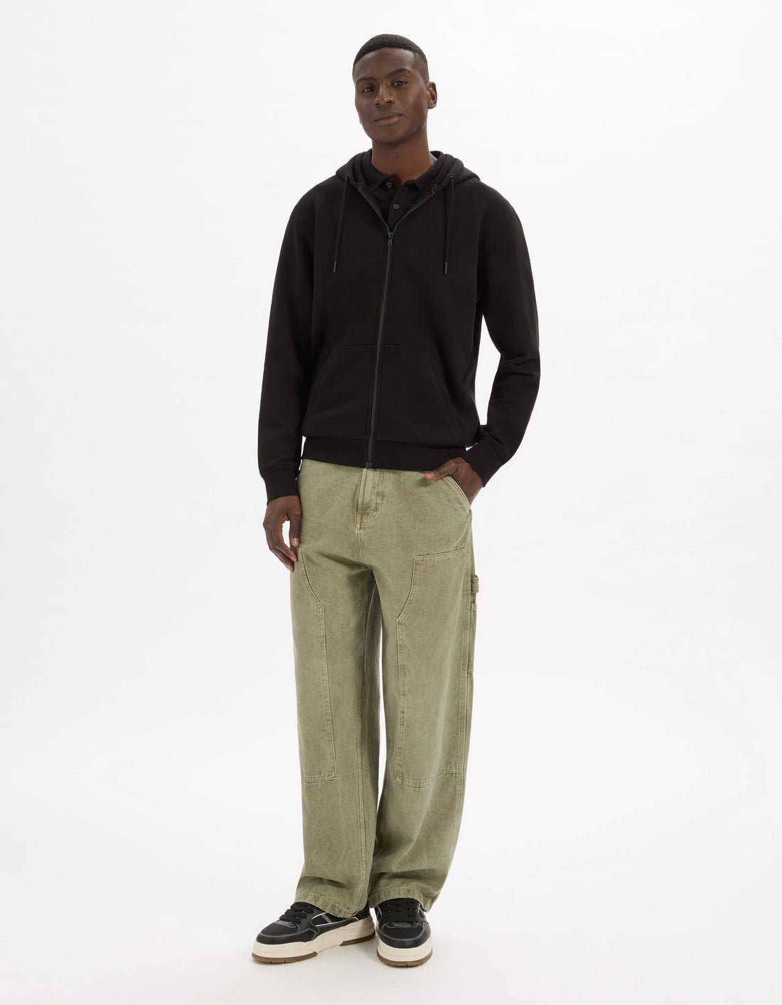 Celio_Black_100% Cotton Zip-Up Hoodie_FETHREE_BLACK_02