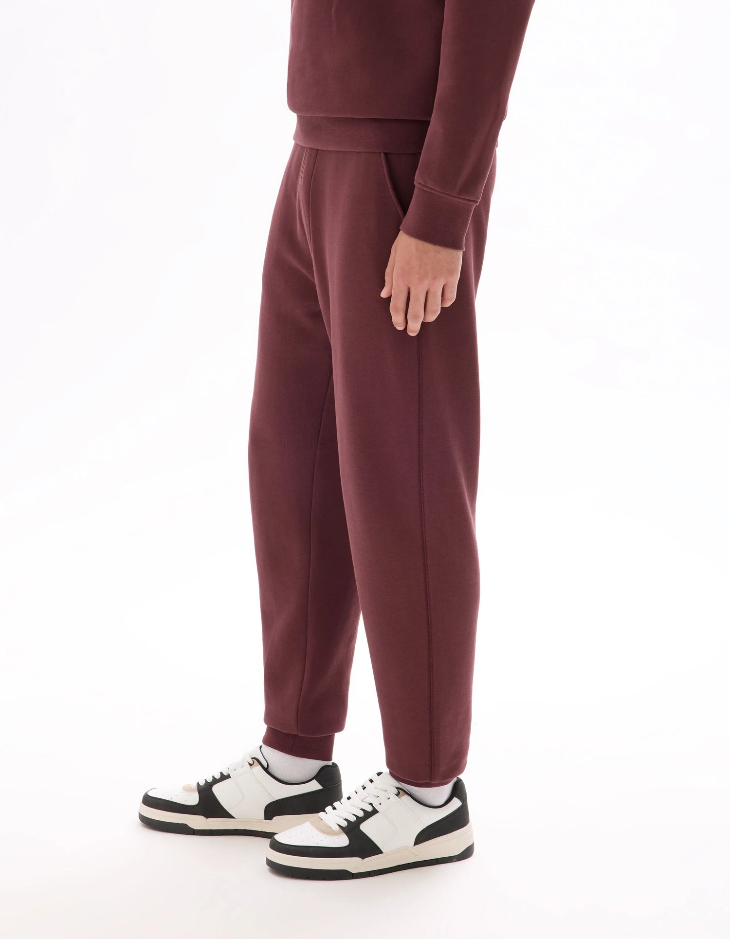 Celio_Raisin_Regular Jogging Pants_FOJOGGIE2_RAISIN_04