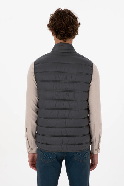 U.S. Polo Assn._Grey_Grey Vest Jacket_G081GL0100 2246396_VR024_05