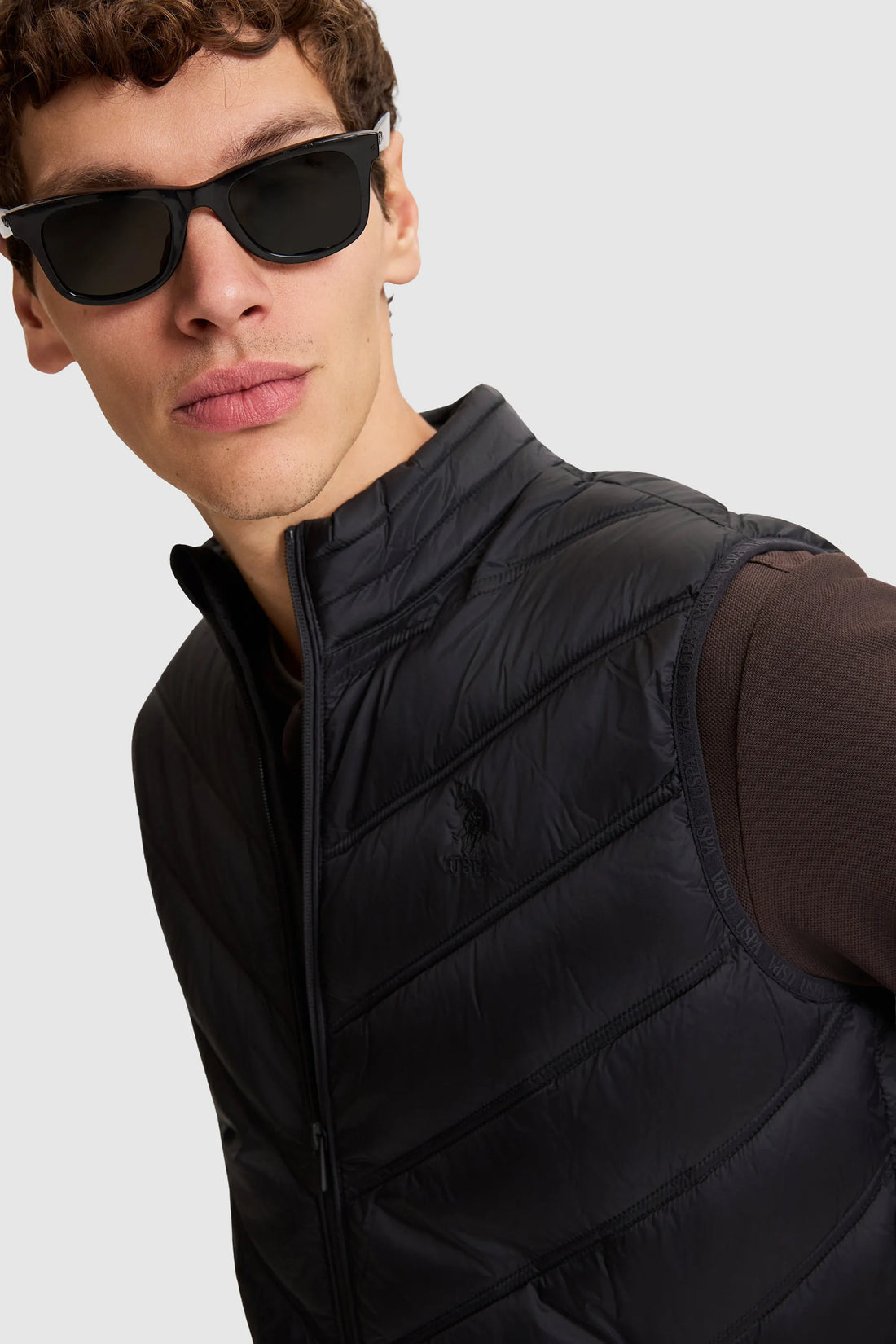 U.S. Polo Assn. Black Men Black Chevron Quilted Vest Jacket SKU: G081GL0100 PU-13222_VR046 Image 02