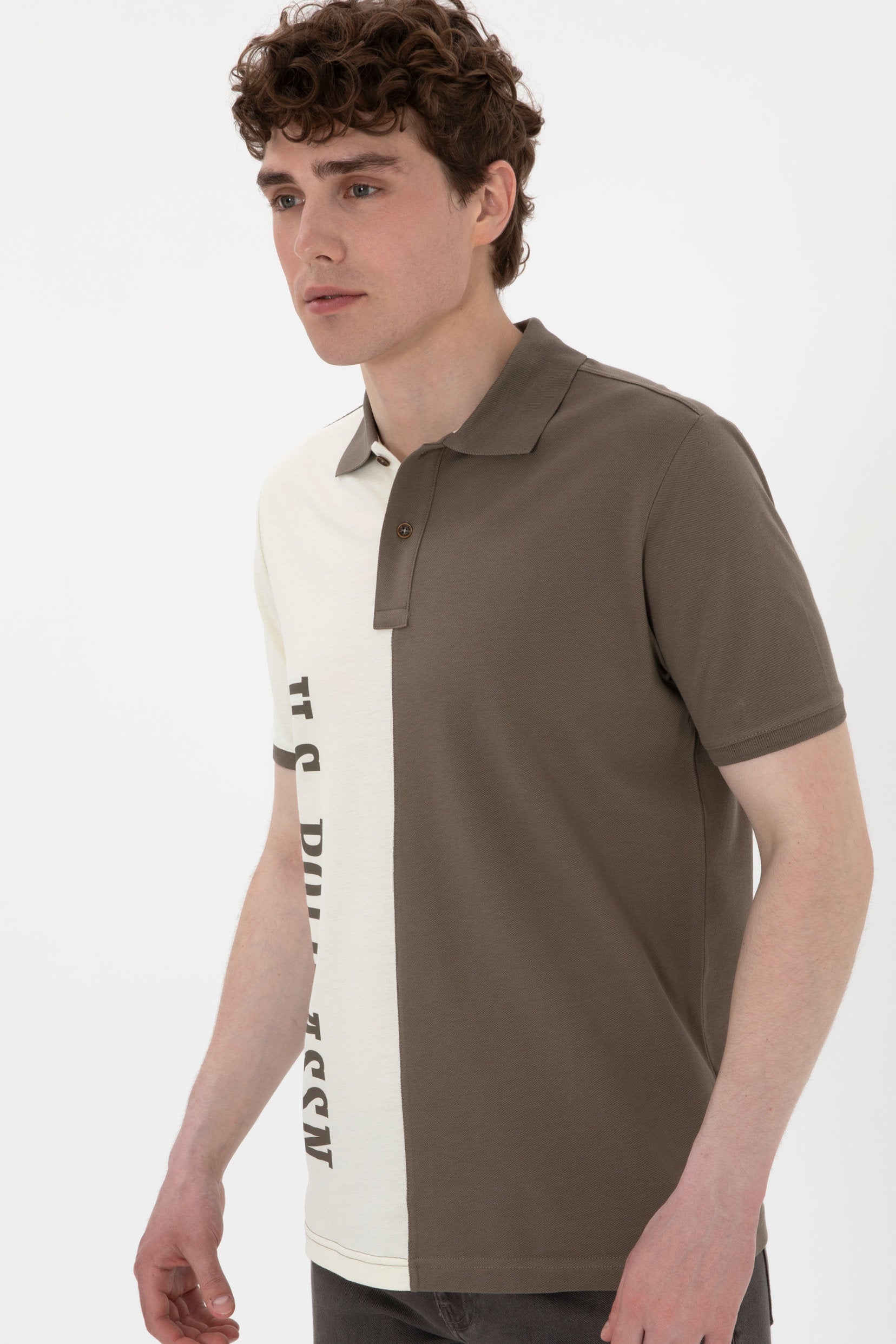 U.S. Polo Assn._Mink Polo Shirt_G081GL0110 2104435_VR052_03