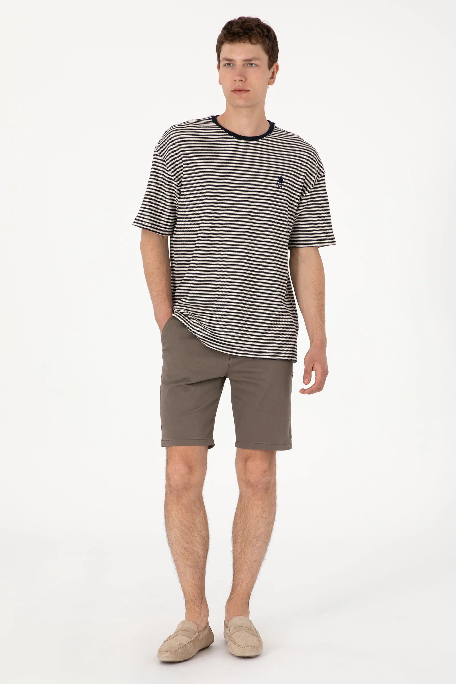 U.S. Polo Assn. Grey Men Vison Woven Bermuda Capri SKU: G081GL0310 2098529_VR052 Image 01