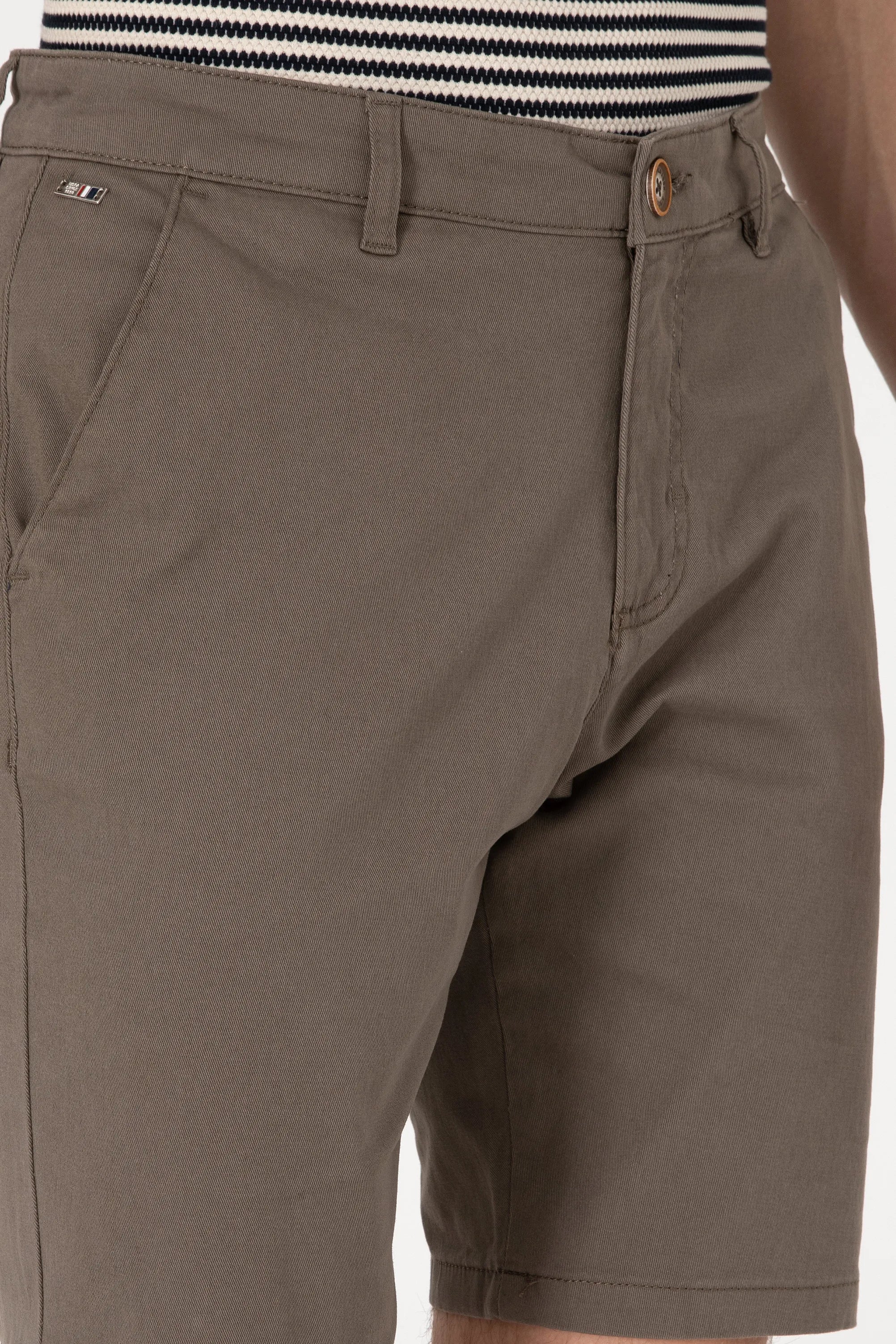 U.S. Polo Assn. Mink Men Mink Woven Bermuda Capri SKU: G081GL0310 2098529_VR052 Image 05