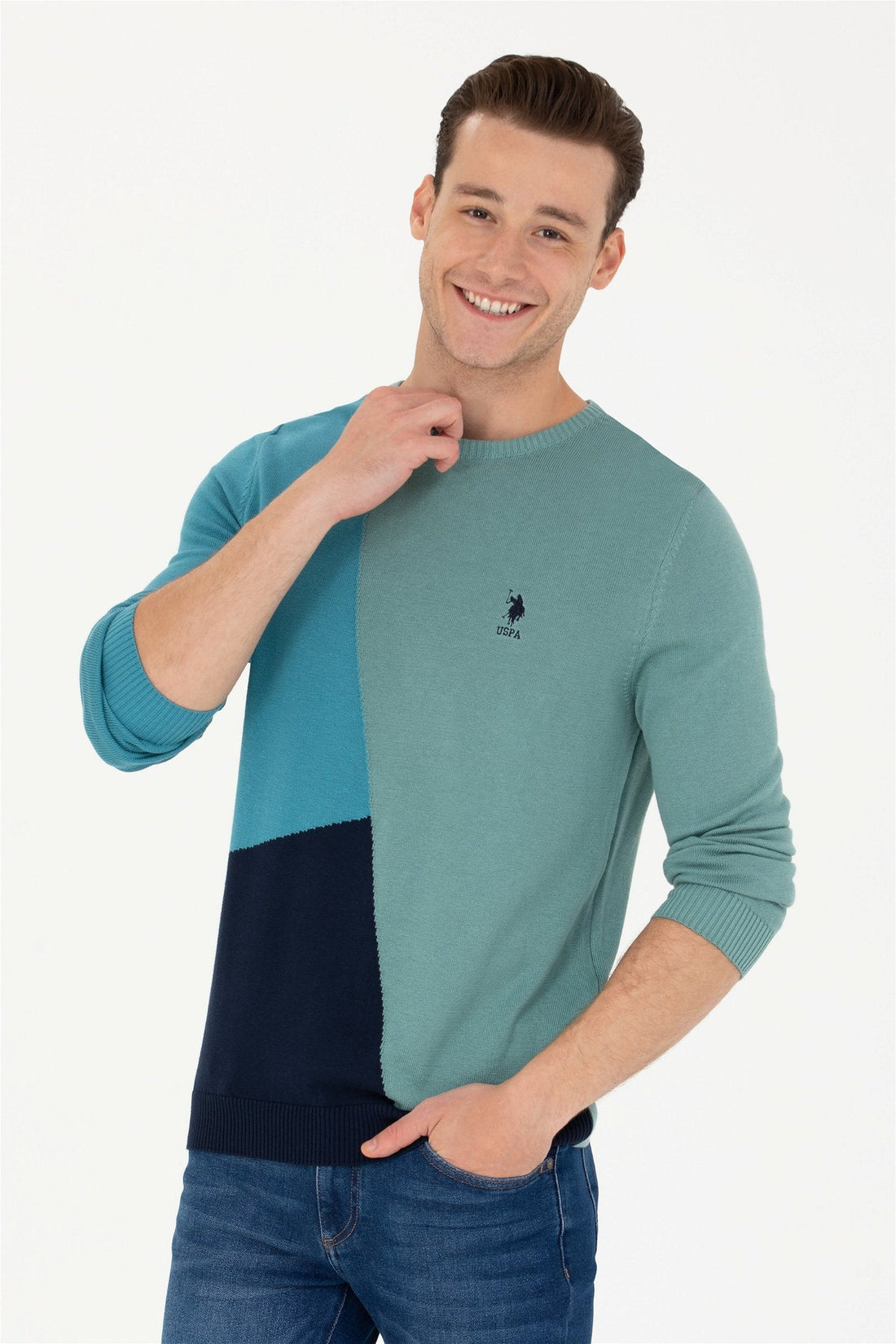 Multi-Color Pullover_G081GL0TK0 1678215_VR102_01