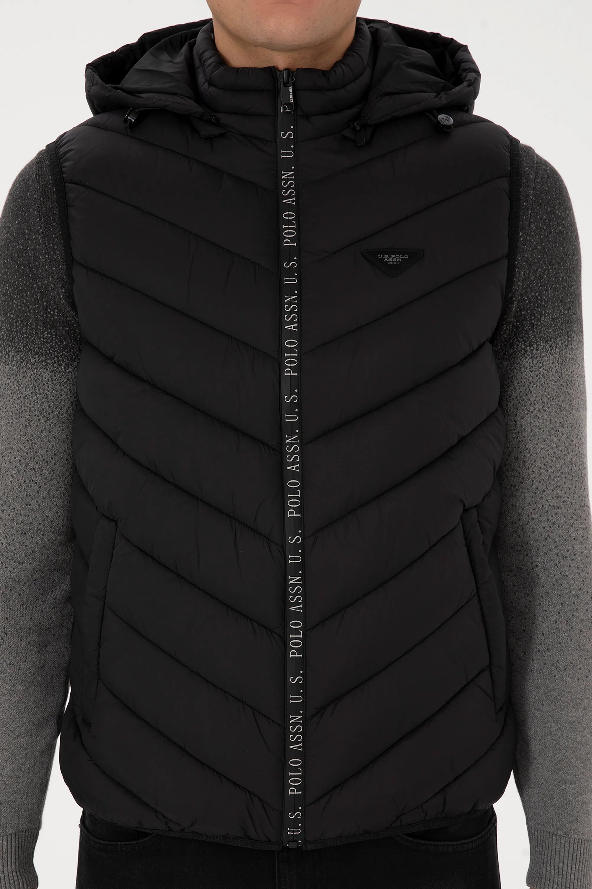 U.S. Polo Assn._Black_Black Vest Jacket_G081SZ0100 2246383_VR046_06