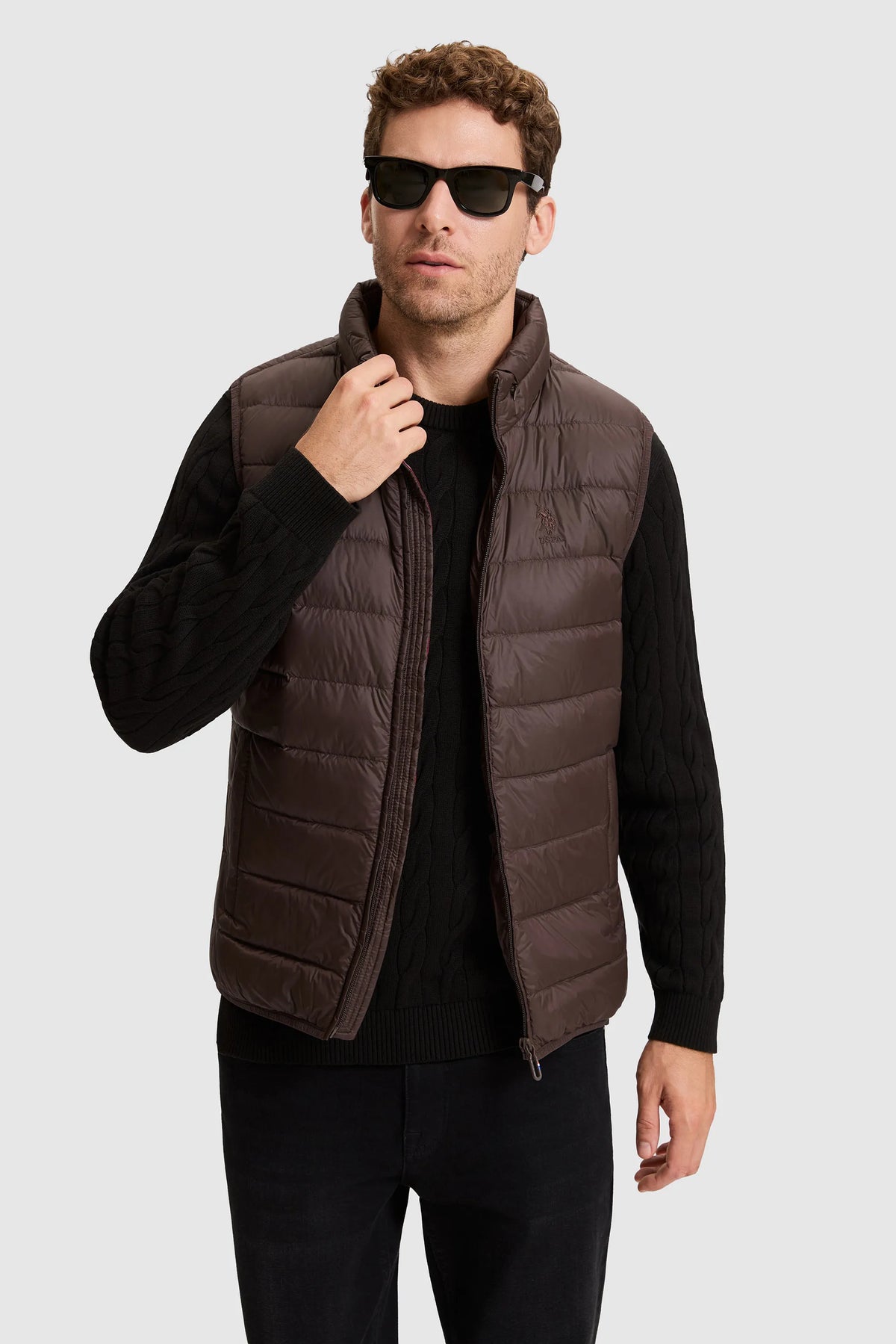 U.S. Polo Assn. Dark Brown Men Dark Brown Lightweight Padded Vest Jacket SKU: G081SZ0100 PU-13219_VR084 Image 04