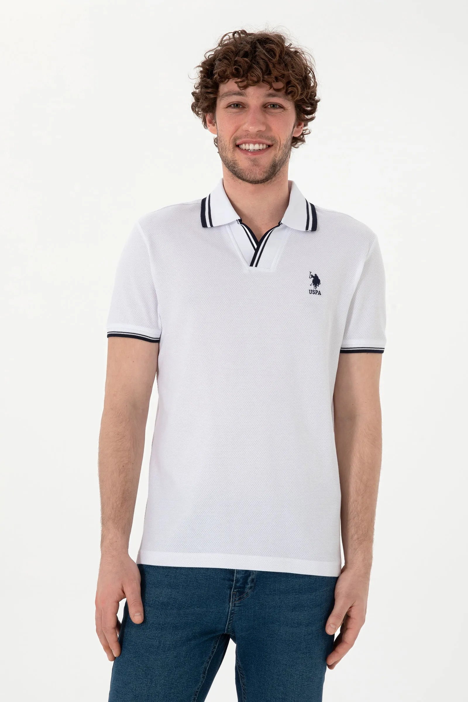 U.S. Polo Assn. White Men White Slim Fit Polo Shirt SKU: G081SZ0110 2085130_VR013 Image 01