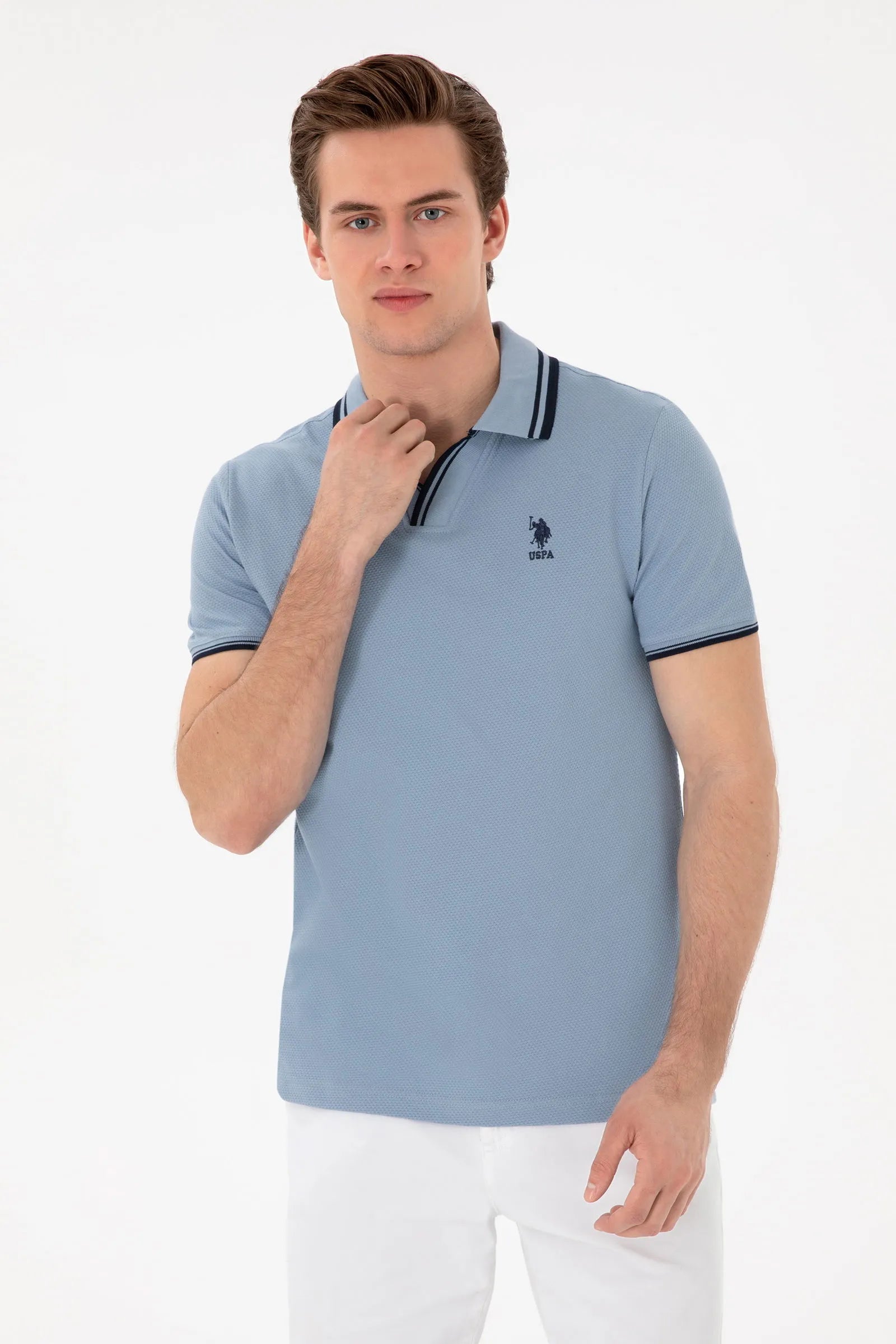 U.S. Polo Assn. Blue Men Blue Polo Shirt SKU: G081SZ0110 2085130_VR036 Image 01