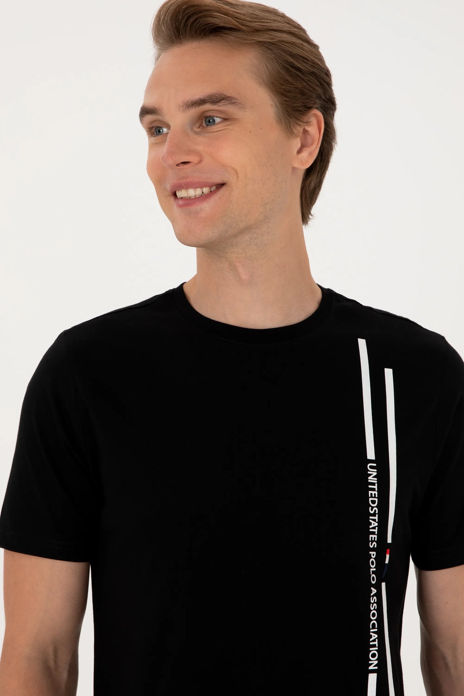 U.S. Polo Assn. Black Men Black T-Shirt SKU: G081SZ0110 2104061_VR046 Image 02