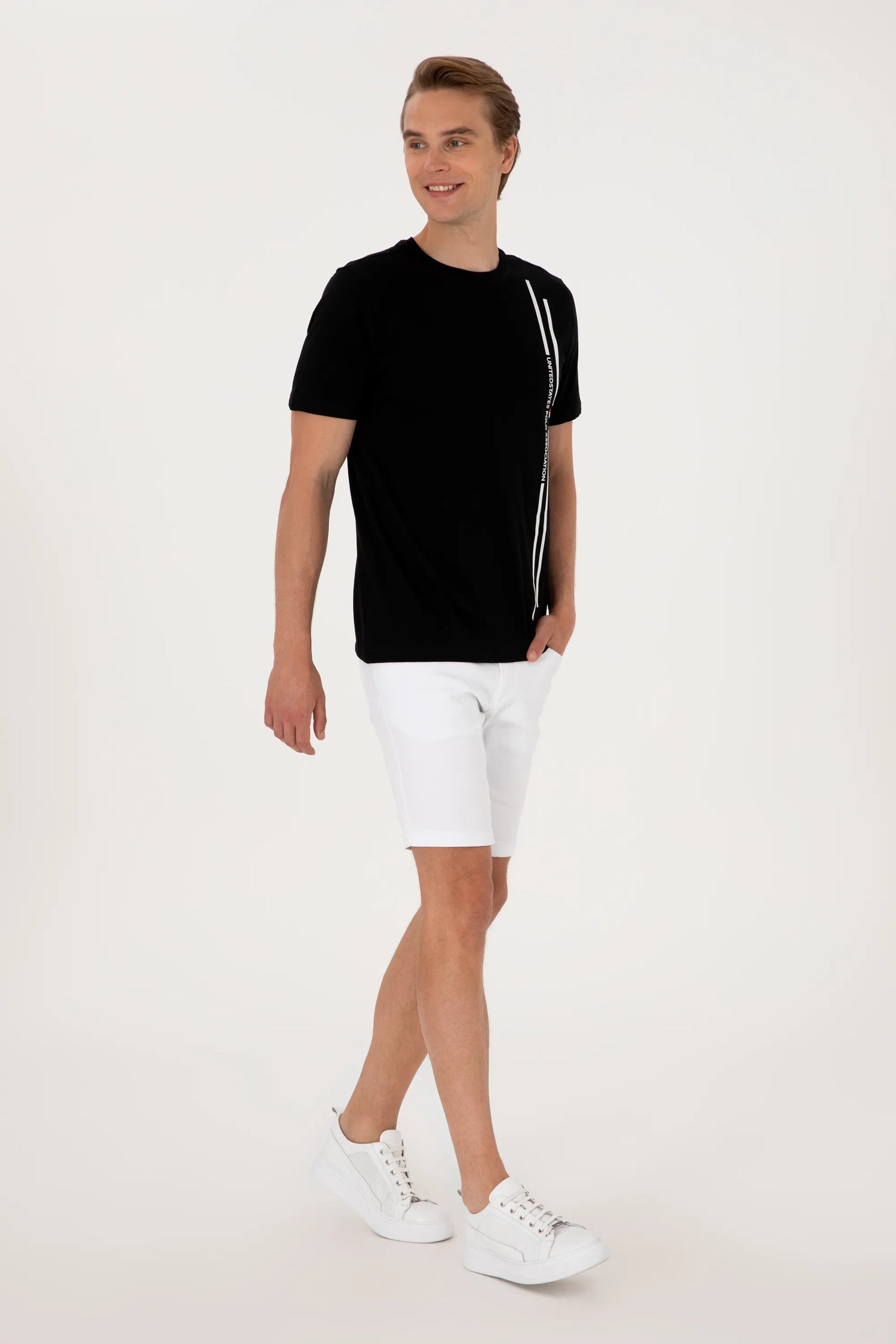 U.S. Polo Assn. Black Men Black T-Shirt SKU: G081SZ0110 2104061_VR046 Image 04