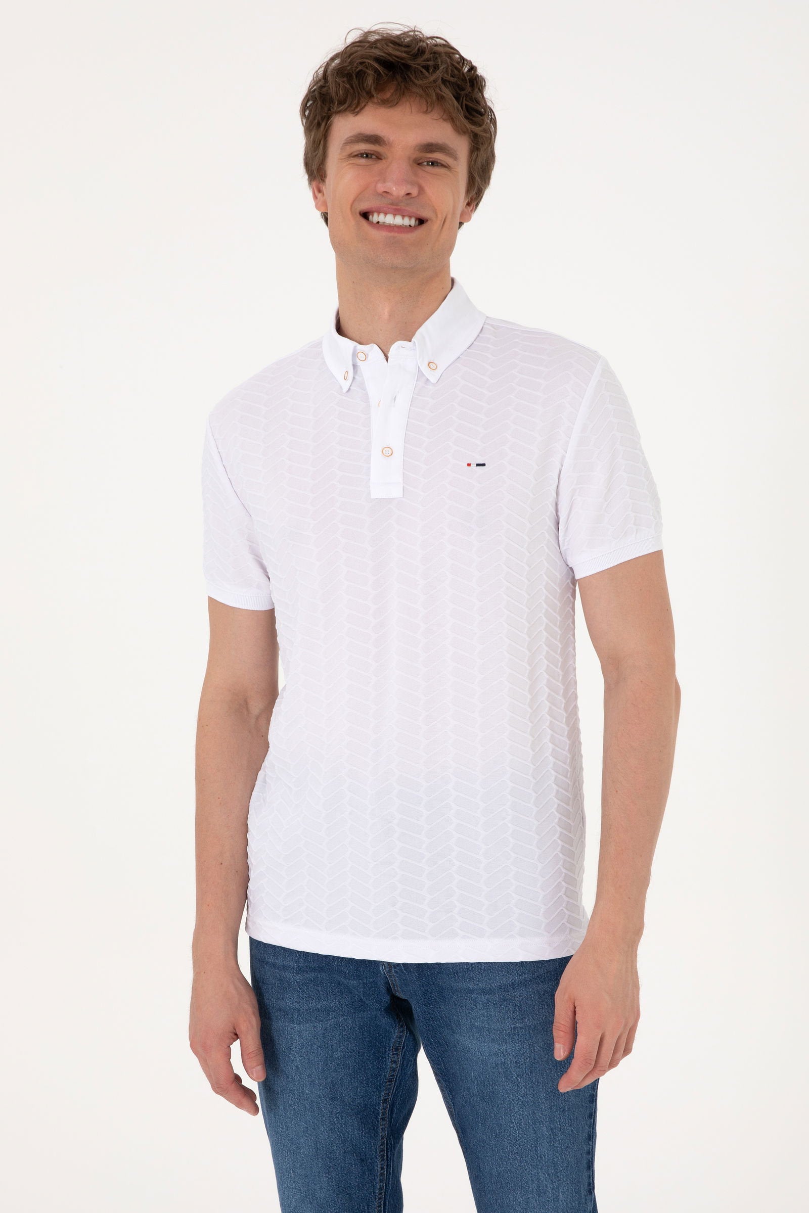 U.S. Polo Assn._White T-Shirt_G081SZ0110 2105937_VR013_01