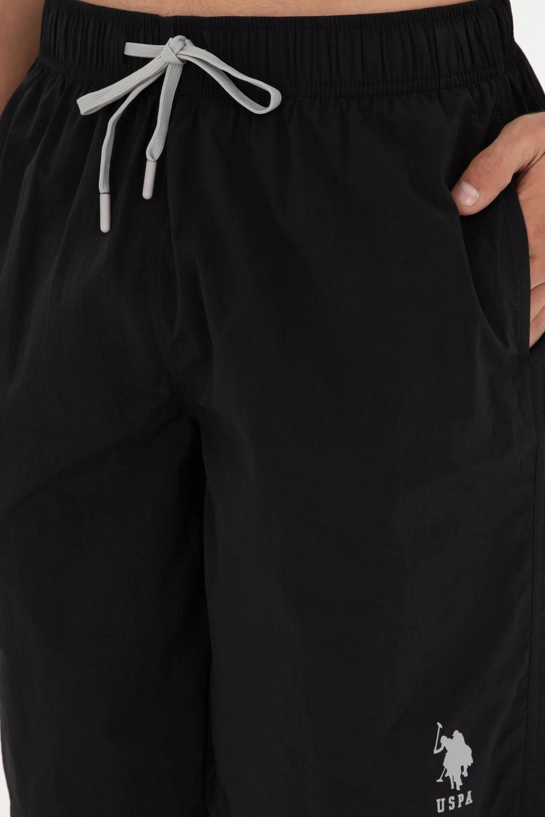 Black Swimming Trunks_G081SZ0660 1833020_VR046_03