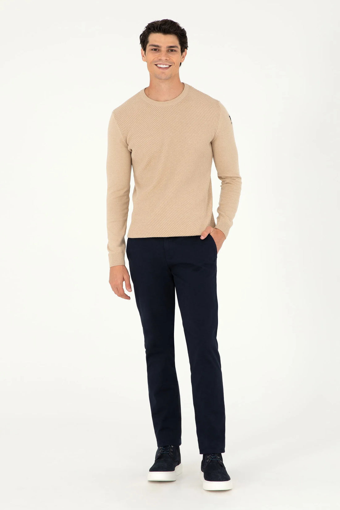 U.S. Polo Assn. Navy Men Navy Slim Fit Chino Trousers SKU: G081SZ0780 1961975_VR033 Image 01