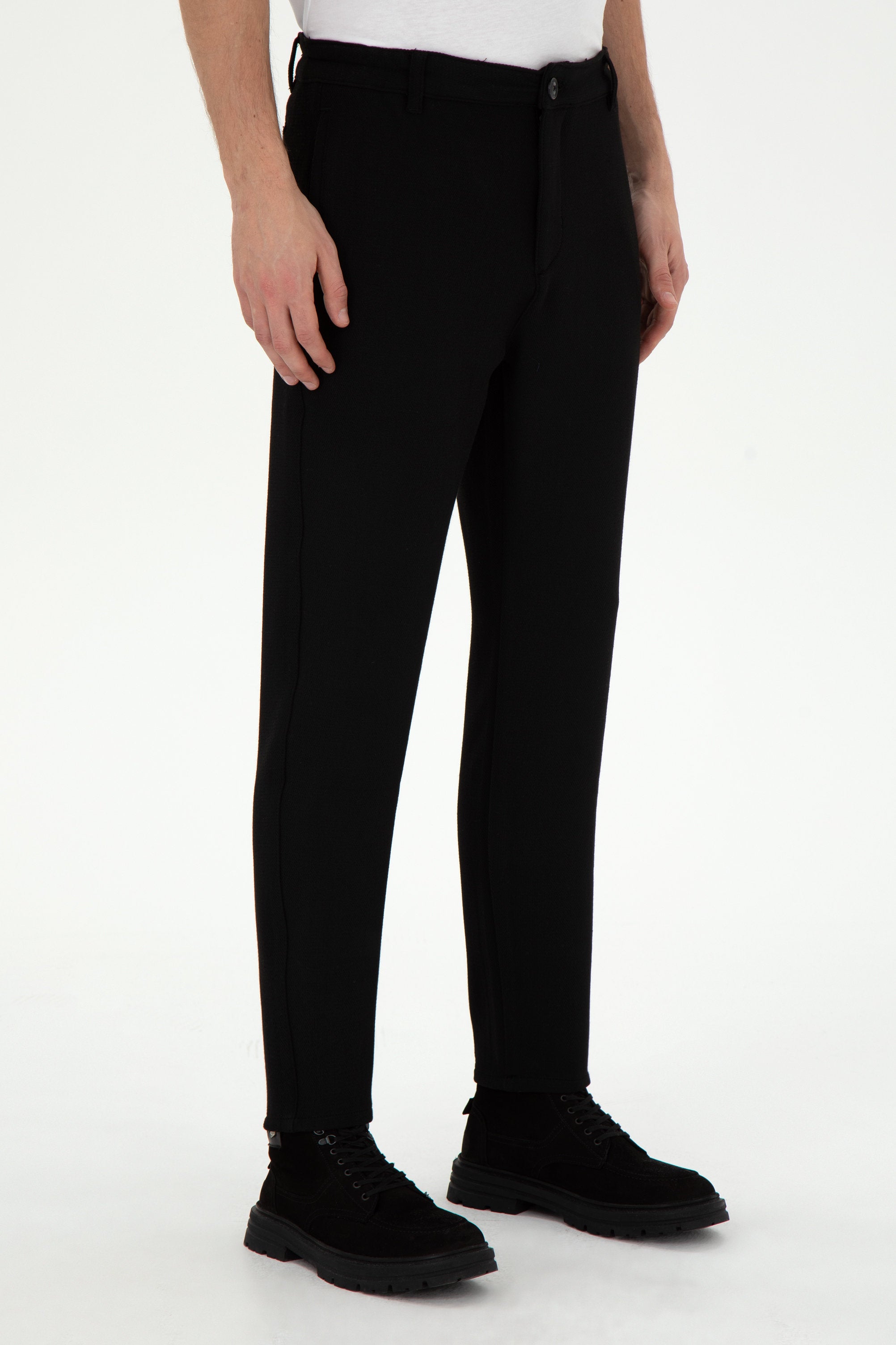 Black Chino Trousers_G081SZ0780 2037873_VR046_02