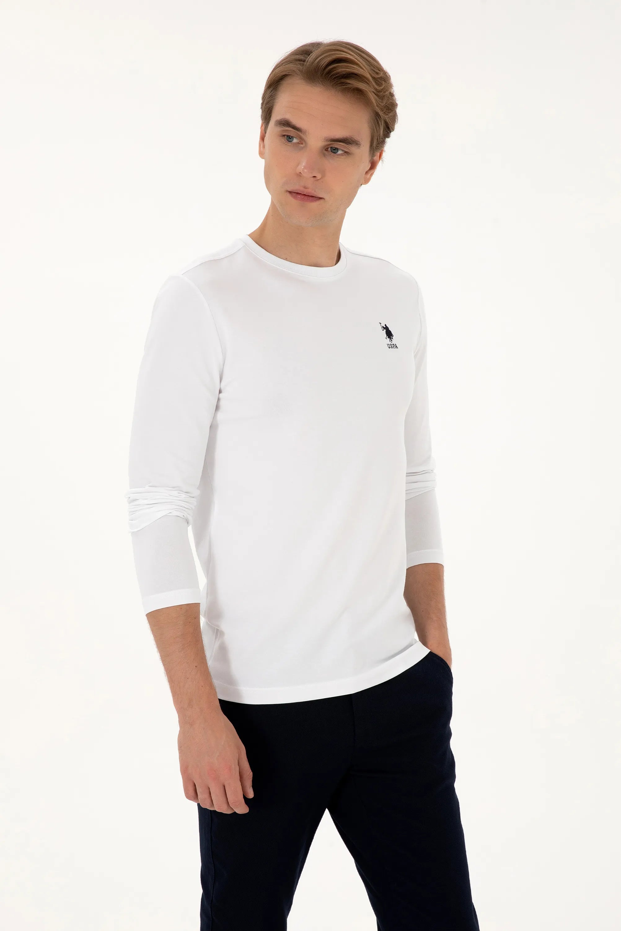 U.S. Polo Assn._White_White T-Shirt_G081SZ0820 2226386_VR013_03
