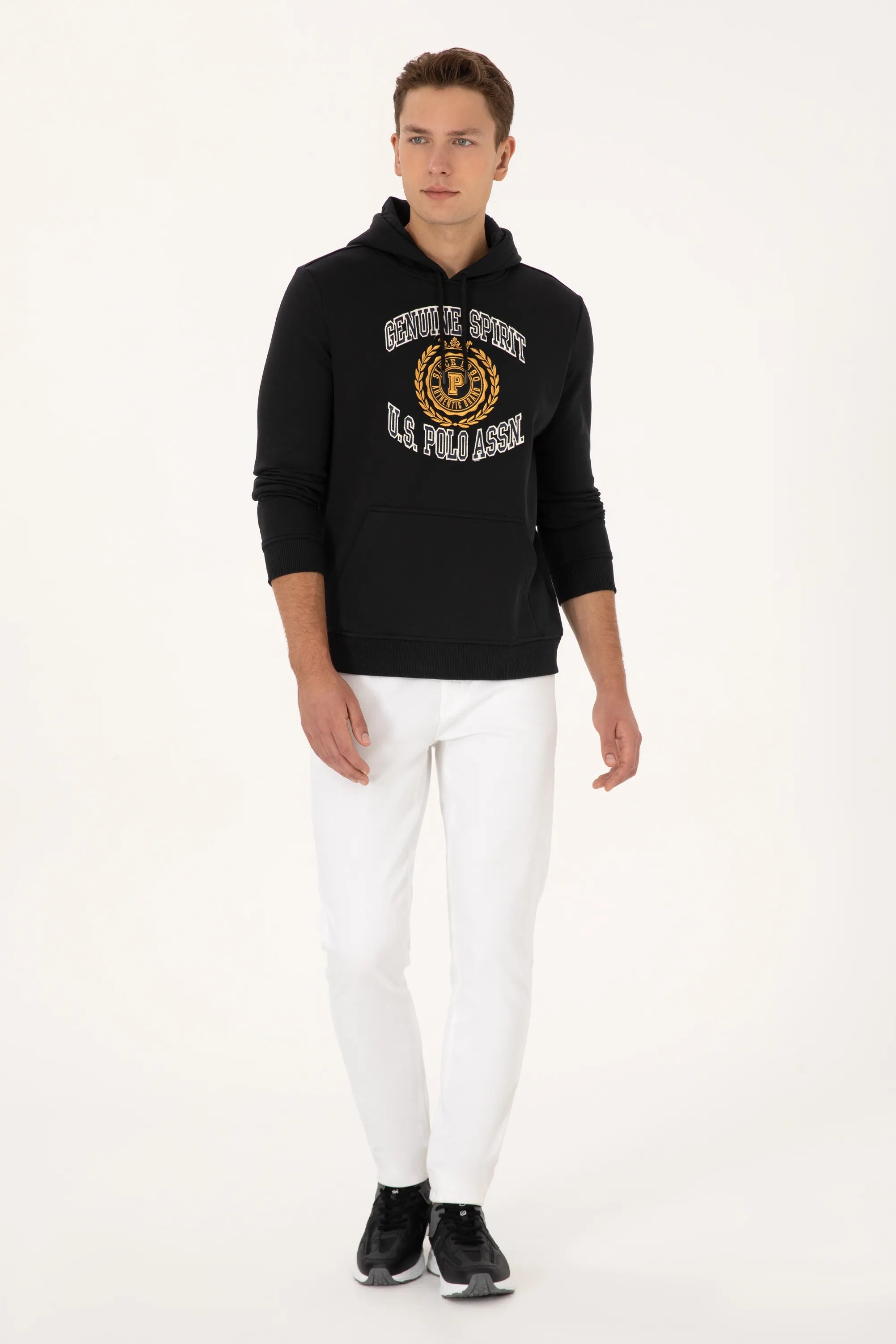 U.S. Polo Assn._Black_Black Hoodie With Logo_G081SZ0820 2239830_VR046_04