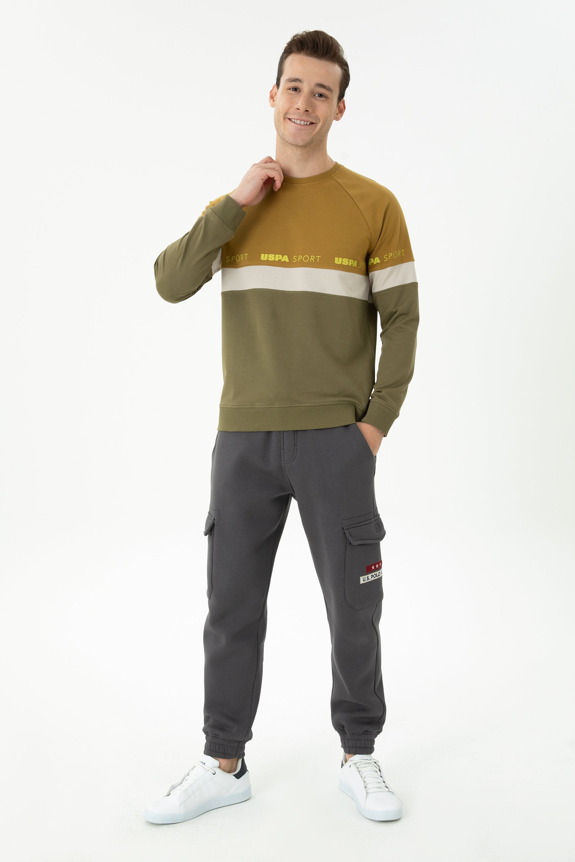 Multi-Color Sweatshirt_G081SZ0820 1667332_VR027_04
